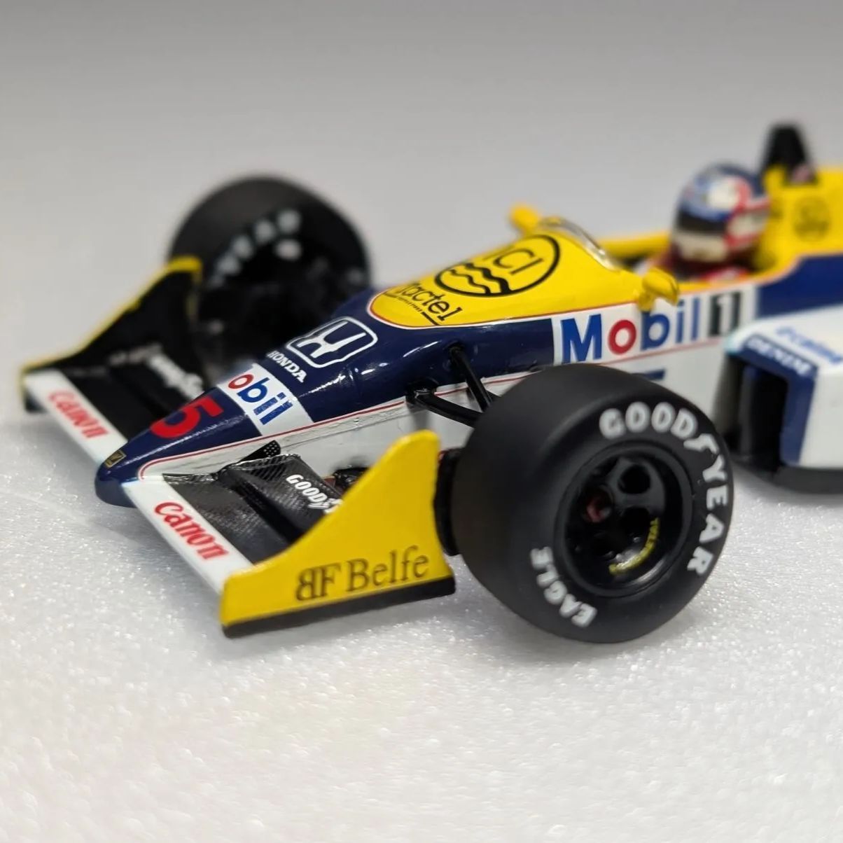 ◇割引対象◇ 1/43 ミニチャンプス ウィリアムズ ホンダFW11B No.5