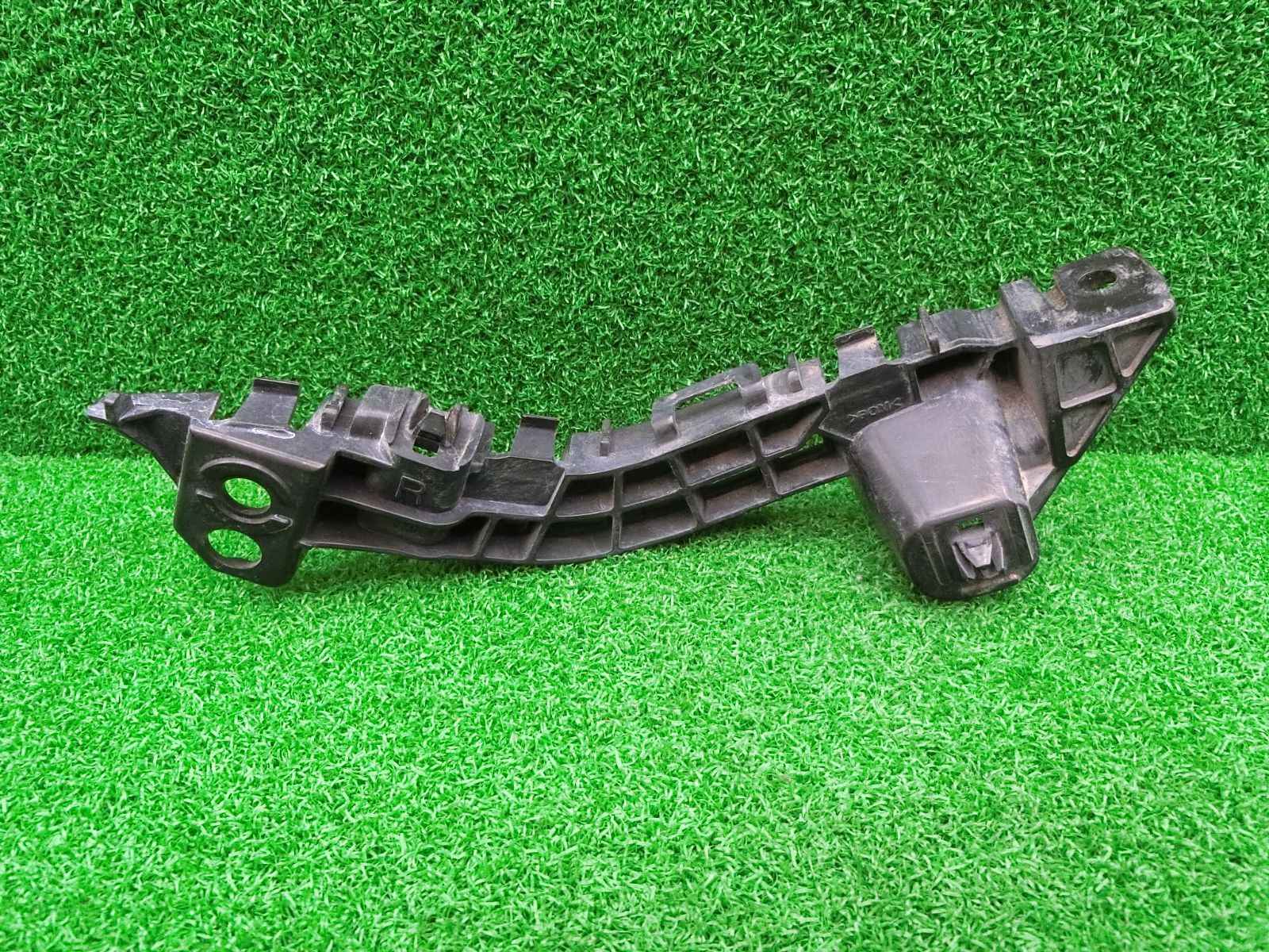 a9482] 送料無料 スズキ ワゴンR スティングレー MH34S 右 フロント