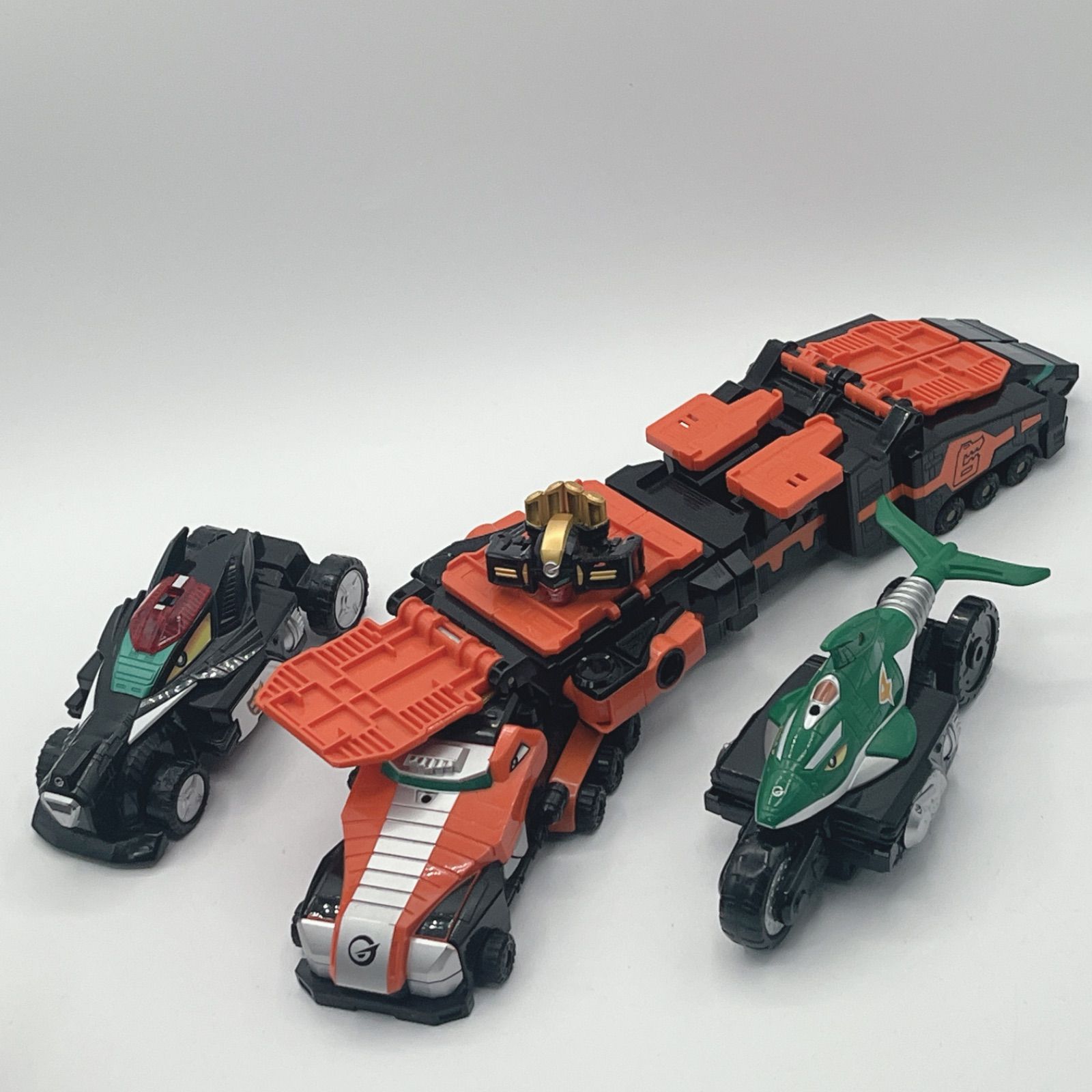 炎神戦隊ゴーオンジャー エンジンキャリゲーター付属 ヘッドパーツ