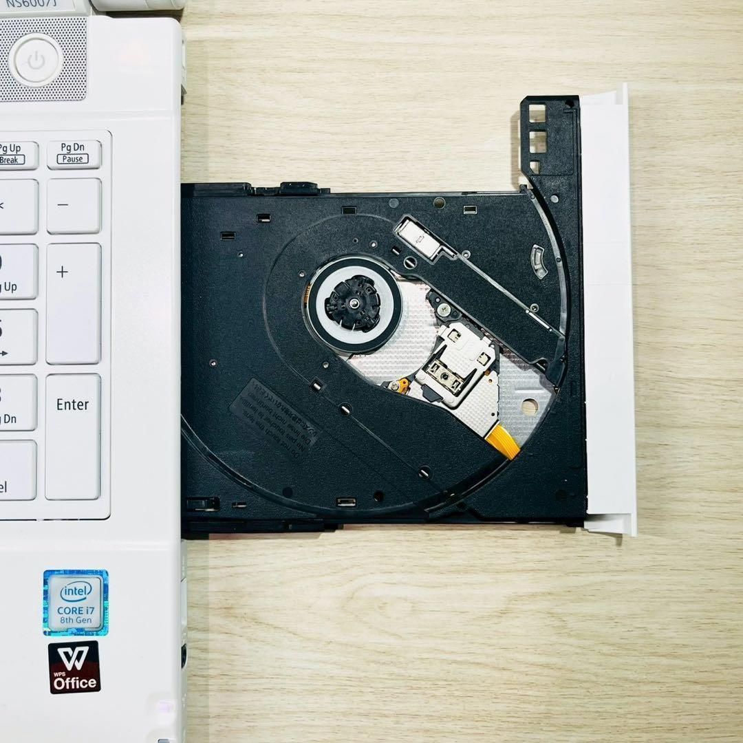 高性能】8世代i7✨SSD256GB✨カメラ付✨DVD✨ノートパソコン