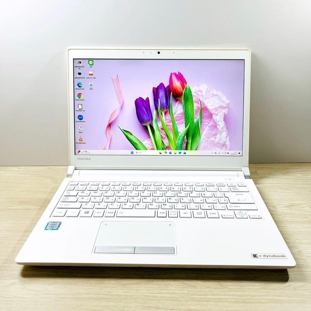 コンパクト ホワイト☆フルHD❣️カメラ DVD 最新Win11 ノートパソコン コンパクト ホワイト☆フルHD❣️カメラ DVD 最新Win11 ノートパソコン