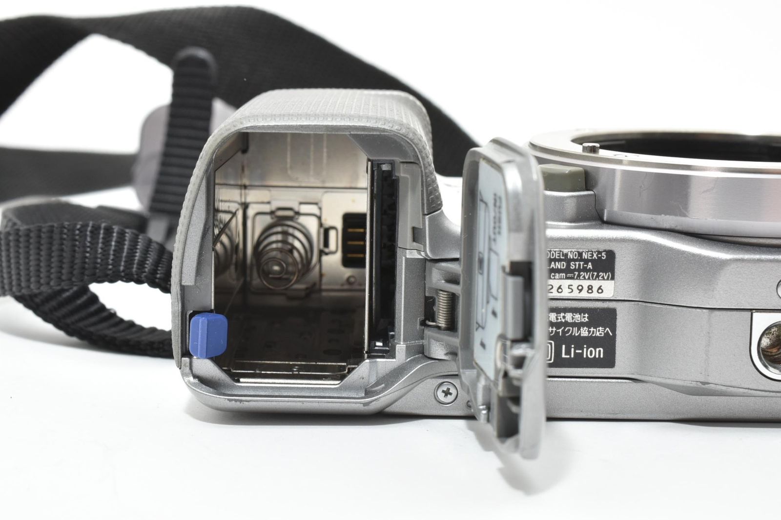 実用光学美品】Sony ソニー NEX-5 ボディ シルバー ミラーレス一眼 