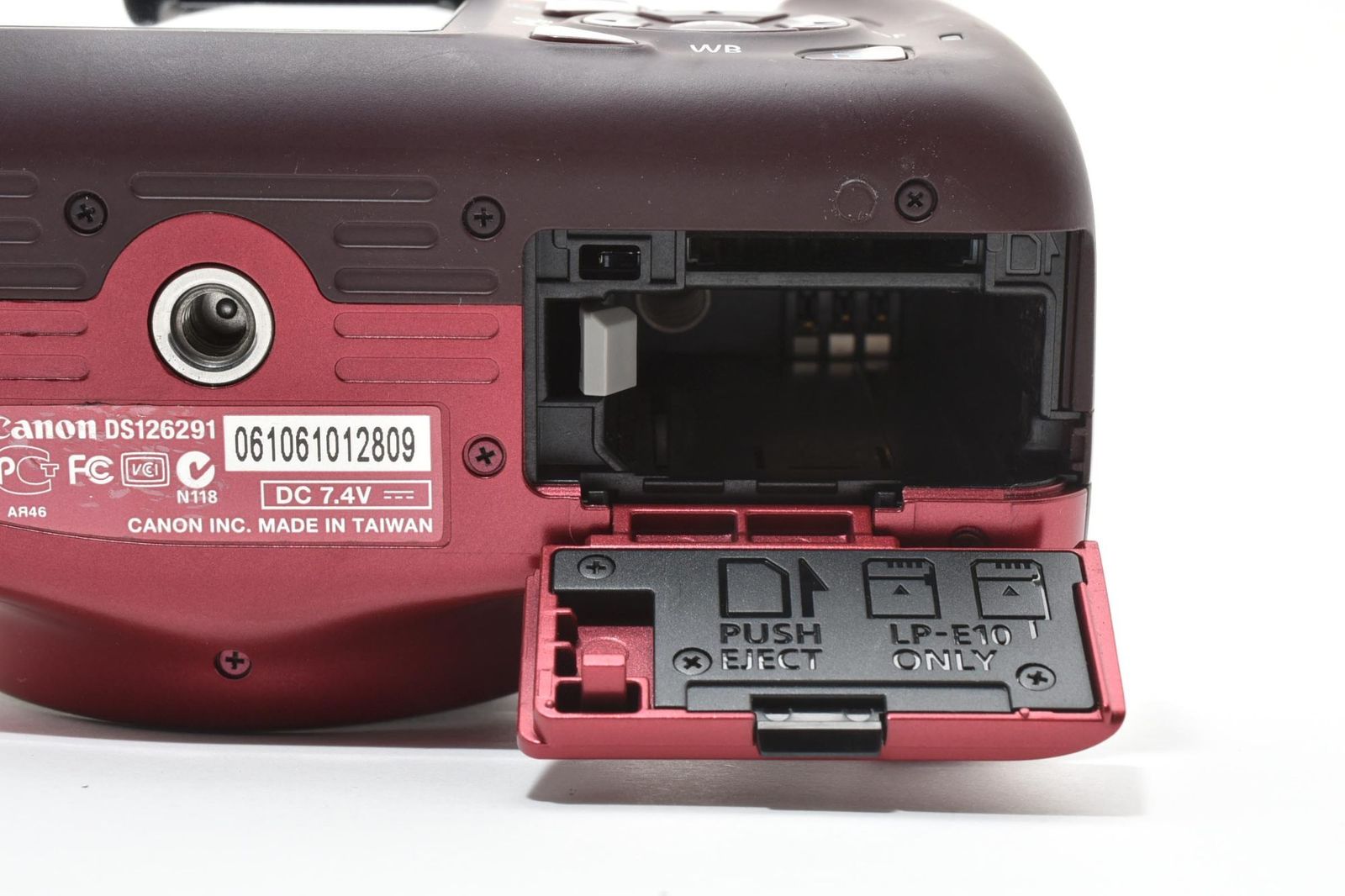 ☆極上美品☆外観、光学もきれい☆シャッター、フラッシュOK☆ Nikon 