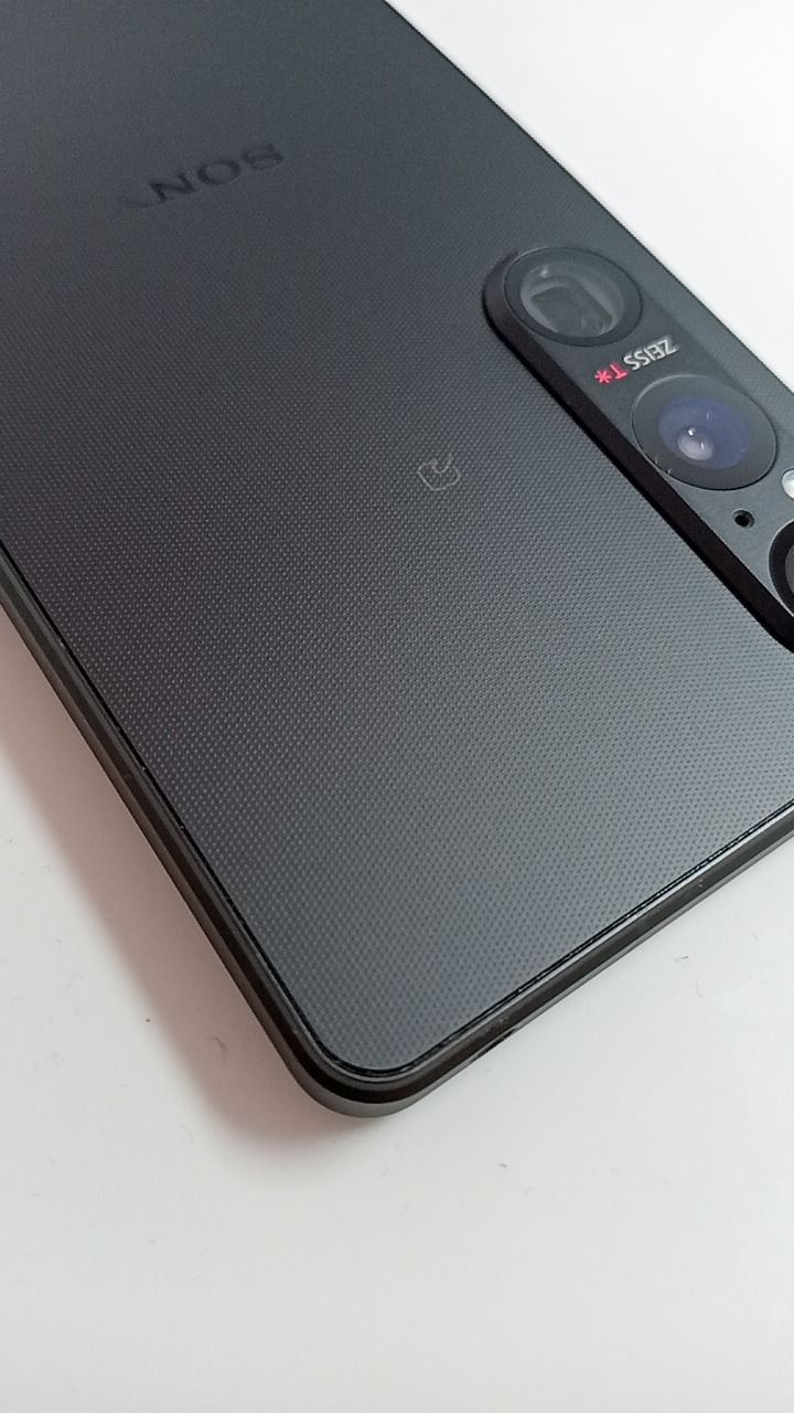 美品！整備済！ SOG10　Xperia 1 V 256GB 　本体　ブラック 　SIMフリー　202510297 SIMフリー】Xperia 1 V SOG10 ブラック [256GB] 本体 [Cランク] |中古