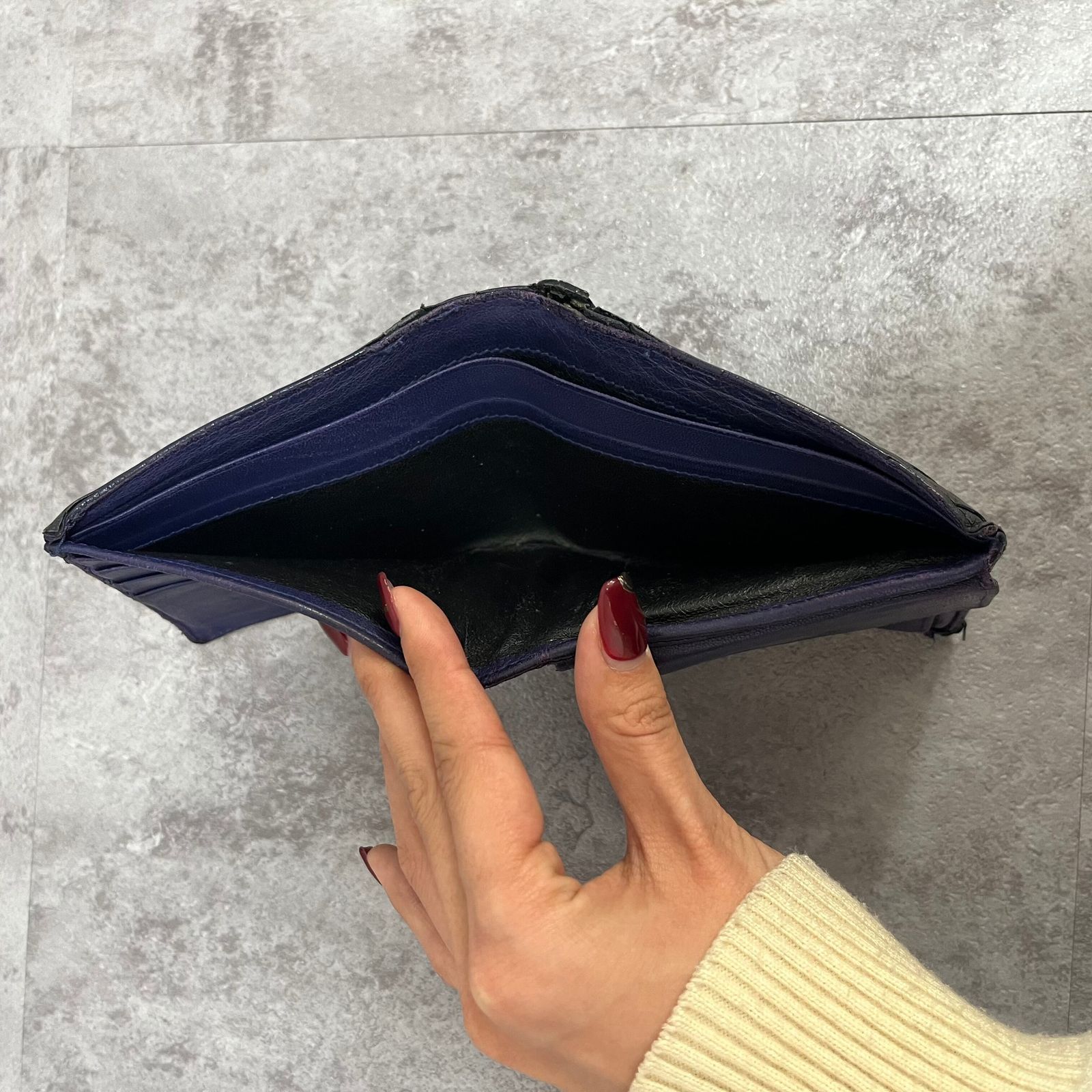 BOTTEGA VENETA】ボッテガヴェネタ 二つ折り財布 イントレチャート 