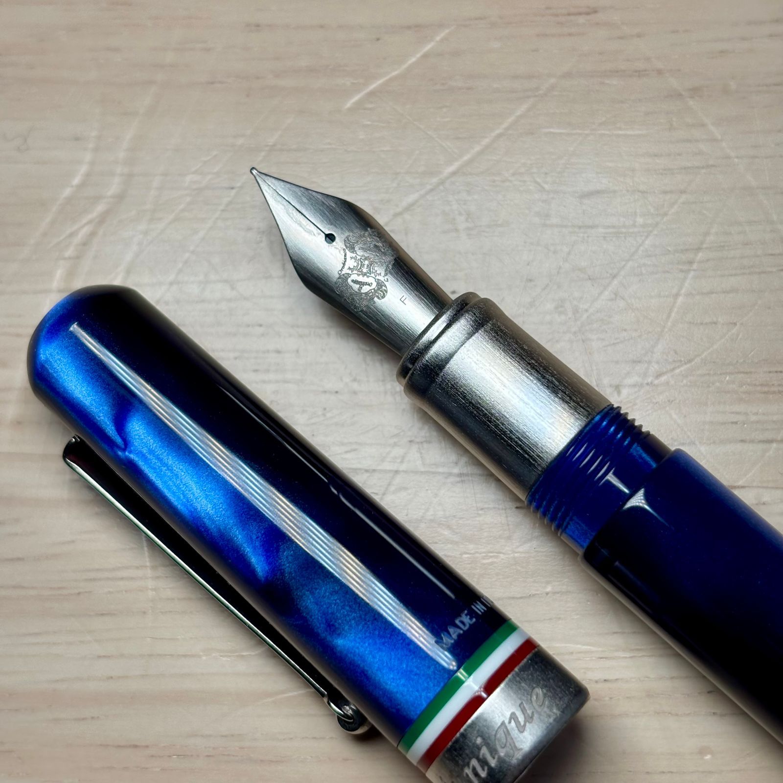 新品未使用 オロビアンコ ルニーク × デルタ コラボ 万年筆 ブルー 青 オロビアンコ・コンパーニョ (ブルー) 万年筆 デルタとオロビアンコ
