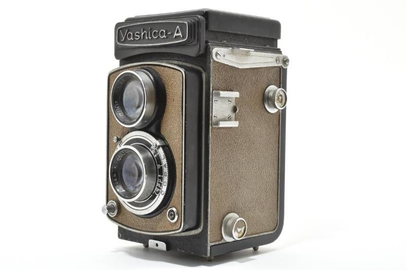 ⭐︎Yashica ROOKIE 二眼レフカメラ 本体ケース付き 「動作確認済み