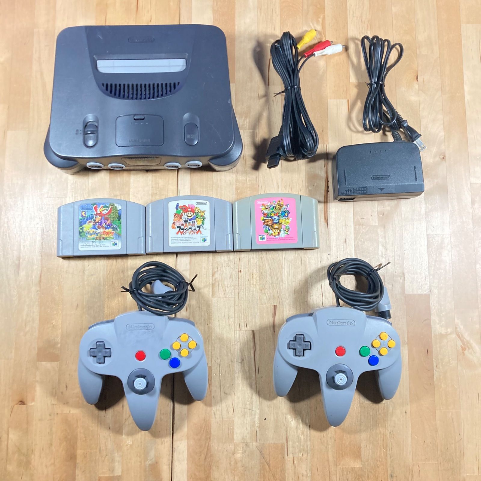 ニンテンドー64 本体一式 ソフト3本 コントローラー2個 拡張パック付 