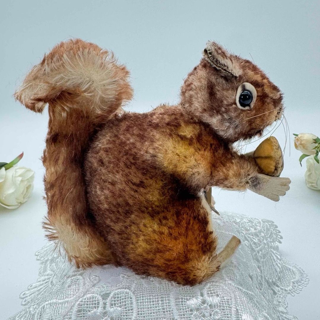 Steiff - シュタイフ★Perri Squirrel★Disney Edi.リスのペリ/栗鼠 送料無料☆シュタイフ☆Perri Squirrel 17cm☆Disney Edition リスの