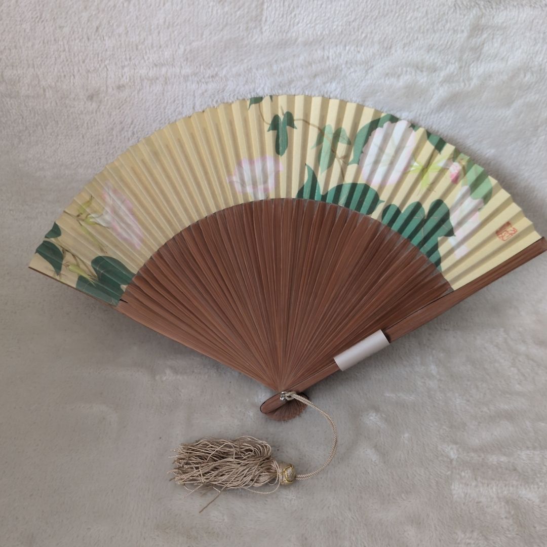扇子  中島千波筆「菖蒲」 新品・未使用】京清堂 中島千波画伯デザイン 扇子「朝顔」桐箱付き