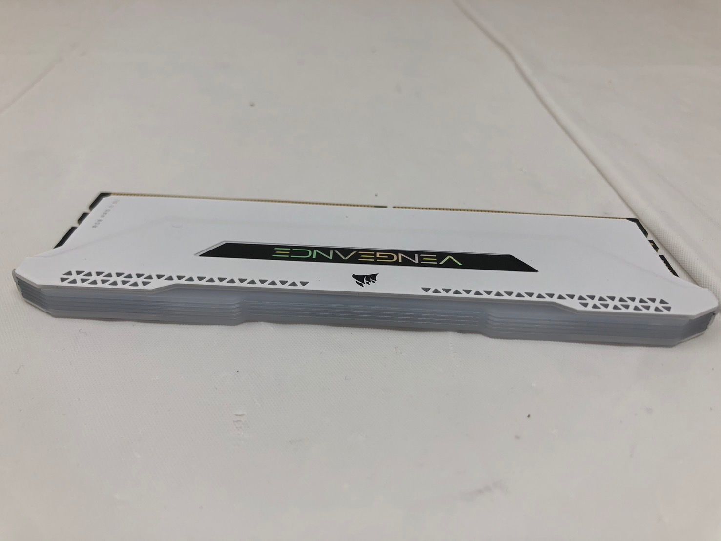ジャンク CORSAIR DDR4 16GB (8GB×2) 3200MHz - メルカリ