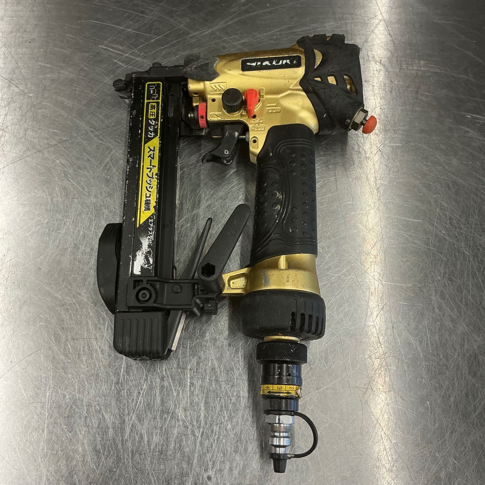 中古】 ハイコーキ(HIKOKI) 高圧エアタッカ N2504HMB 【越谷店 