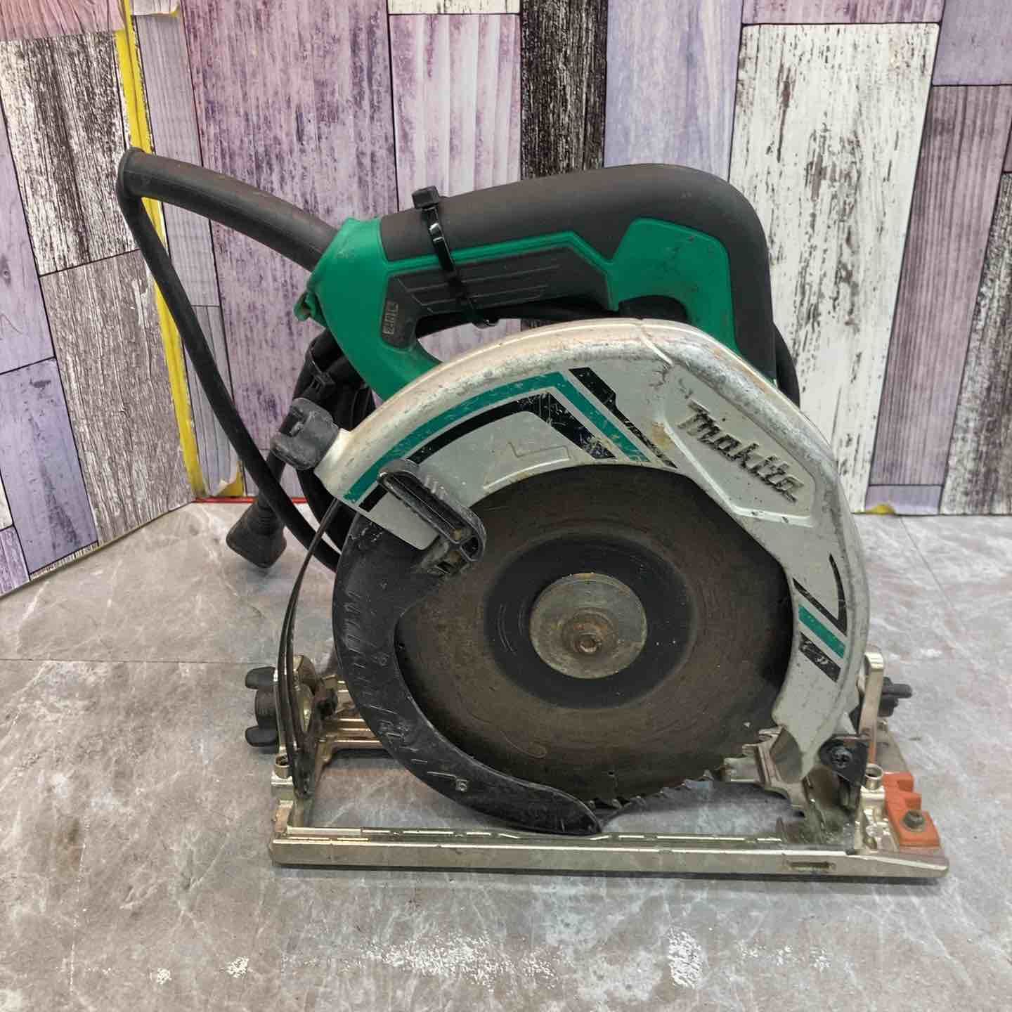 品】◇マキタ(makita) 165mmマルノコ M565【八潮店】