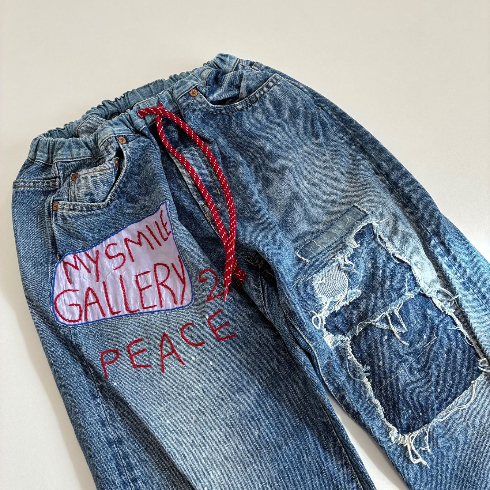 未使用品　デニム&ダンガリー　刺繍付きイージーデニムパンツ　01 150 SM 未使用品 デニム&ダンガリー 刺繍付きイージーデニムパンツ 01 150 SM
