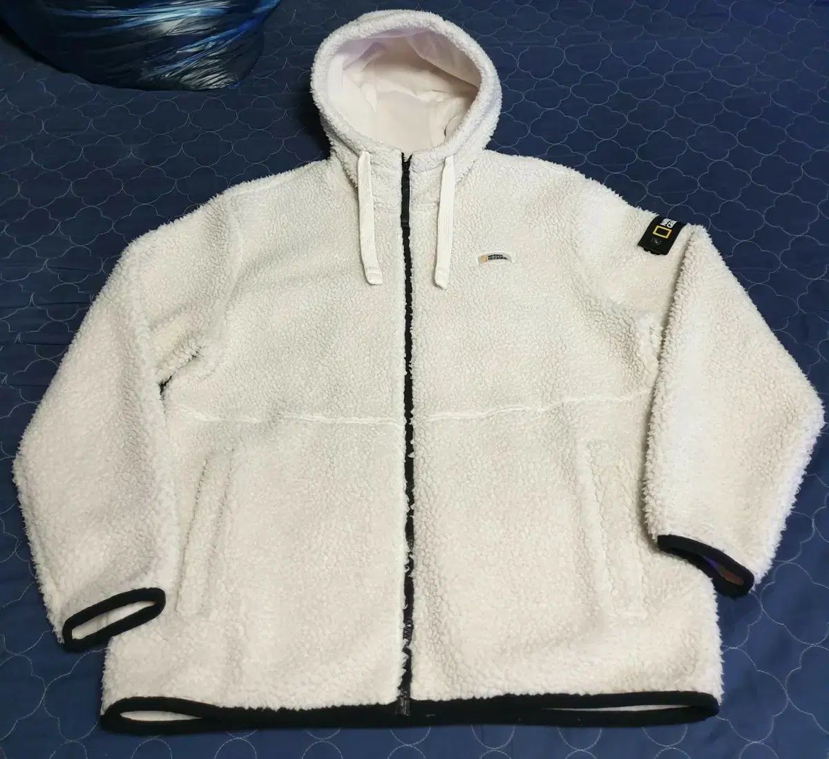 ナショナルジオグラフィック COS トニ フリース ボア フードジップ 