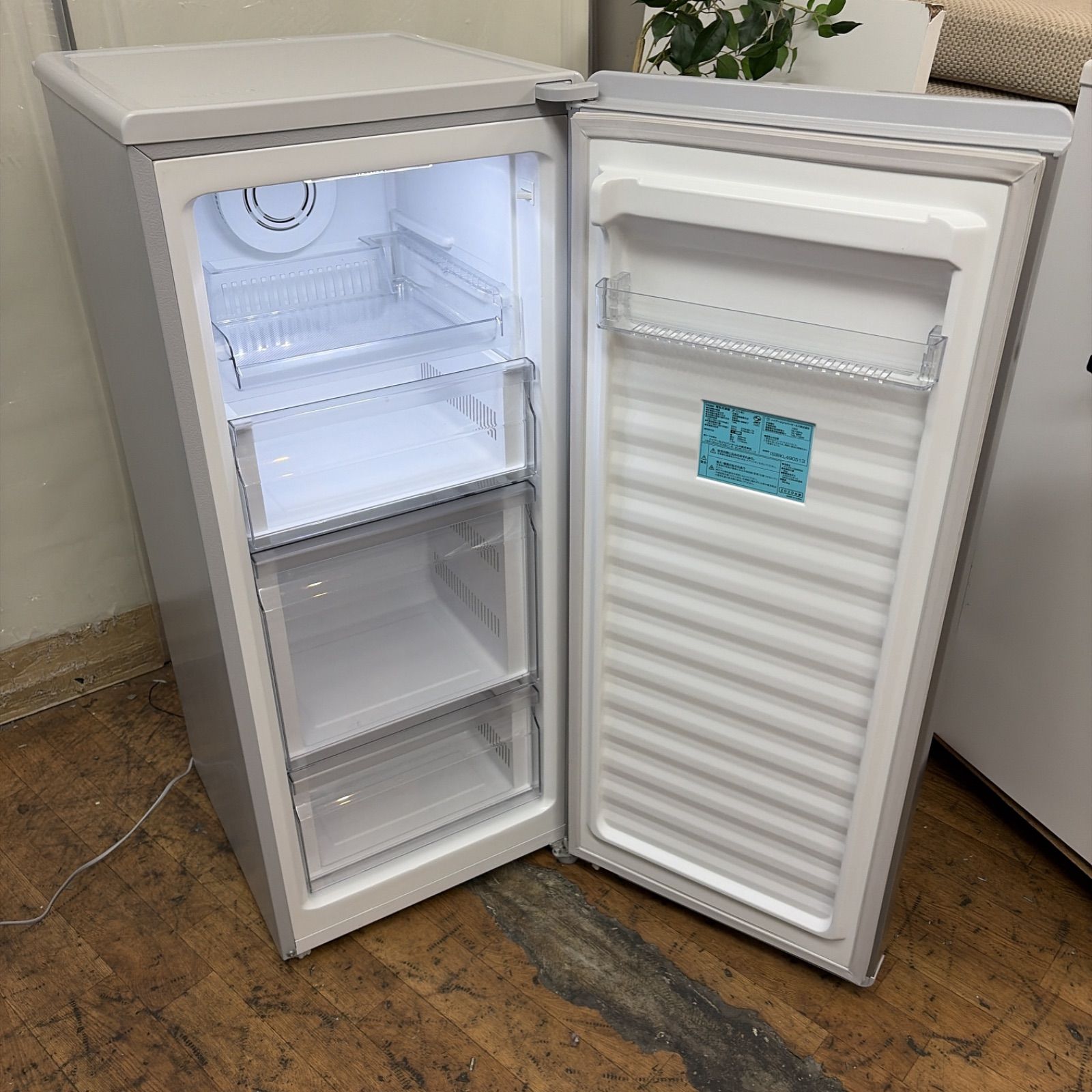 冷凍庫 フリーザー ハイアール 138L JF-U14C 2020年製 Haier グレー系 中古 札幌市東区 新道東店 冷凍庫 フリーザー ハイアール 138L JF-U14C 2020年製 Haier グレー系