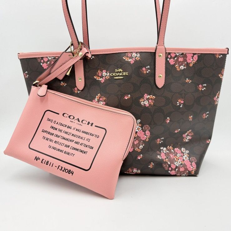 COACH（コーチ）シグネチャー メドレー ブーケ リバーシブル シティー