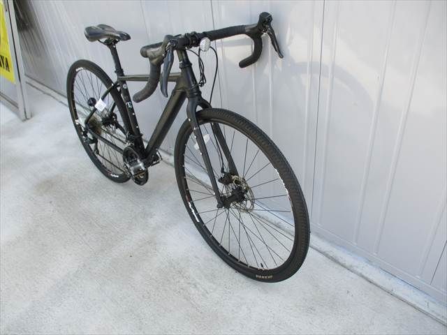 E997★　67000円★整備済み スポーツ中古自転車 ARAYA　MFT　45ｃｍ　ブラック【グラベルロードバイク】(*^▽^*) E997 ☆整備済み☆完成車発送☆中古自転車 グラベルロード ARAYA MFT