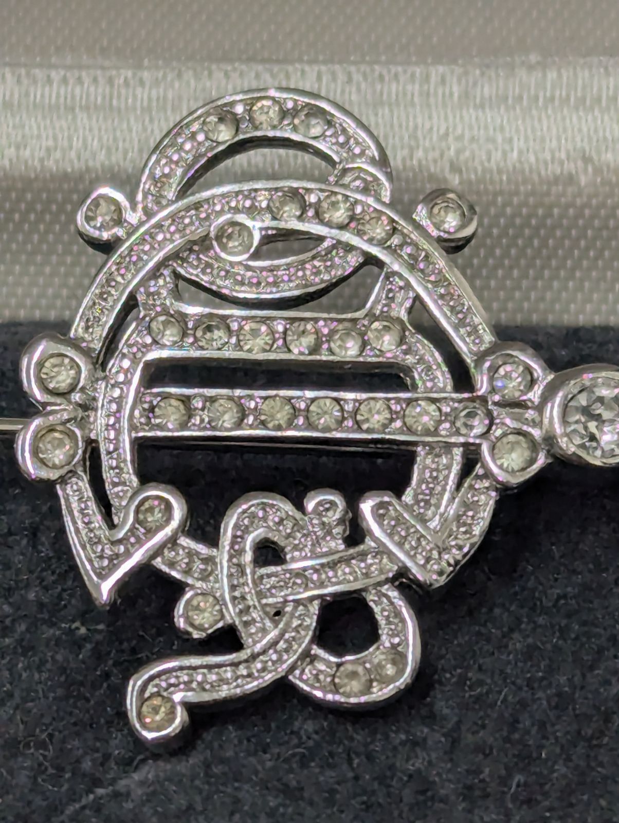 美品】Christian Dior ラインストーン ブローチ シルバー チェーン付