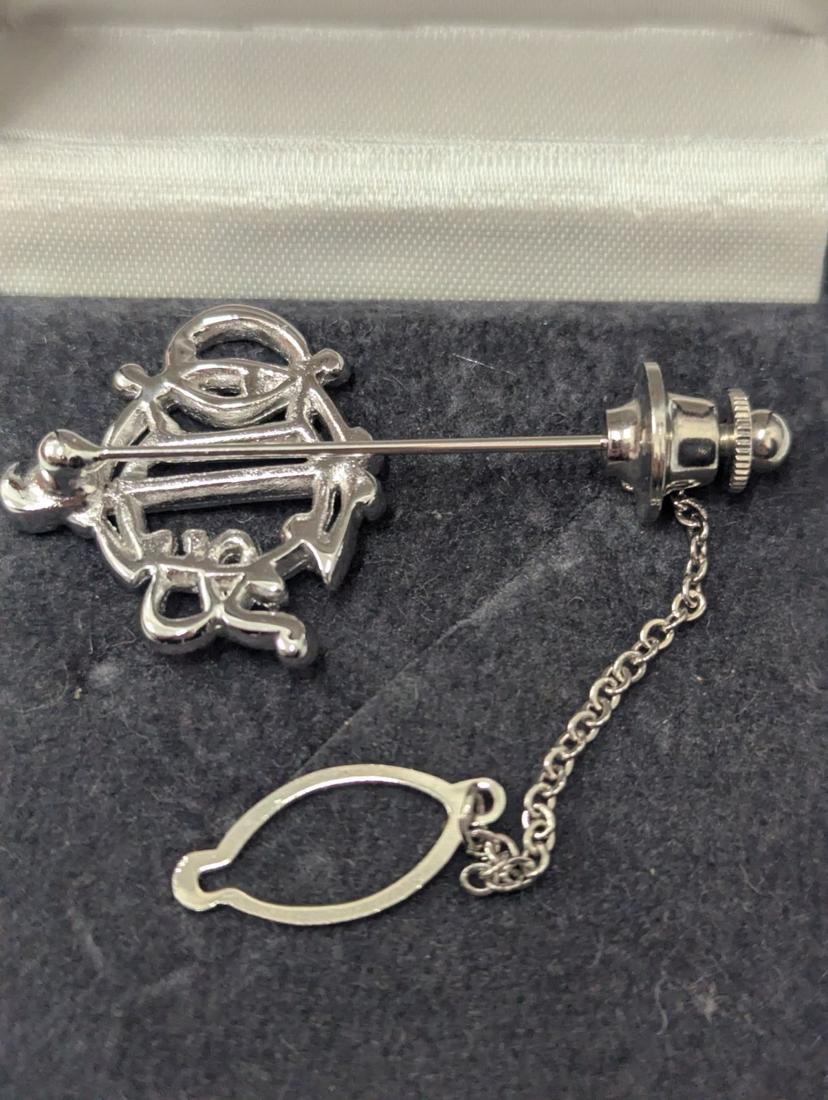 美品】Christian Dior ラインストーン ブローチ シルバー チェーン付