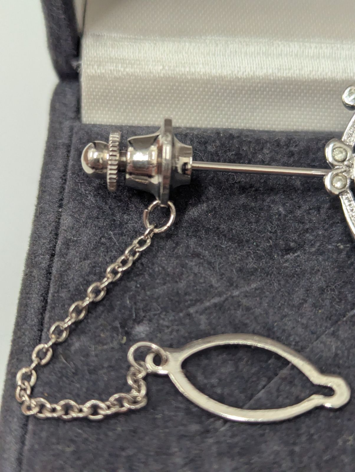 美品】Christian Dior ラインストーン ブローチ シルバー チェーン付 