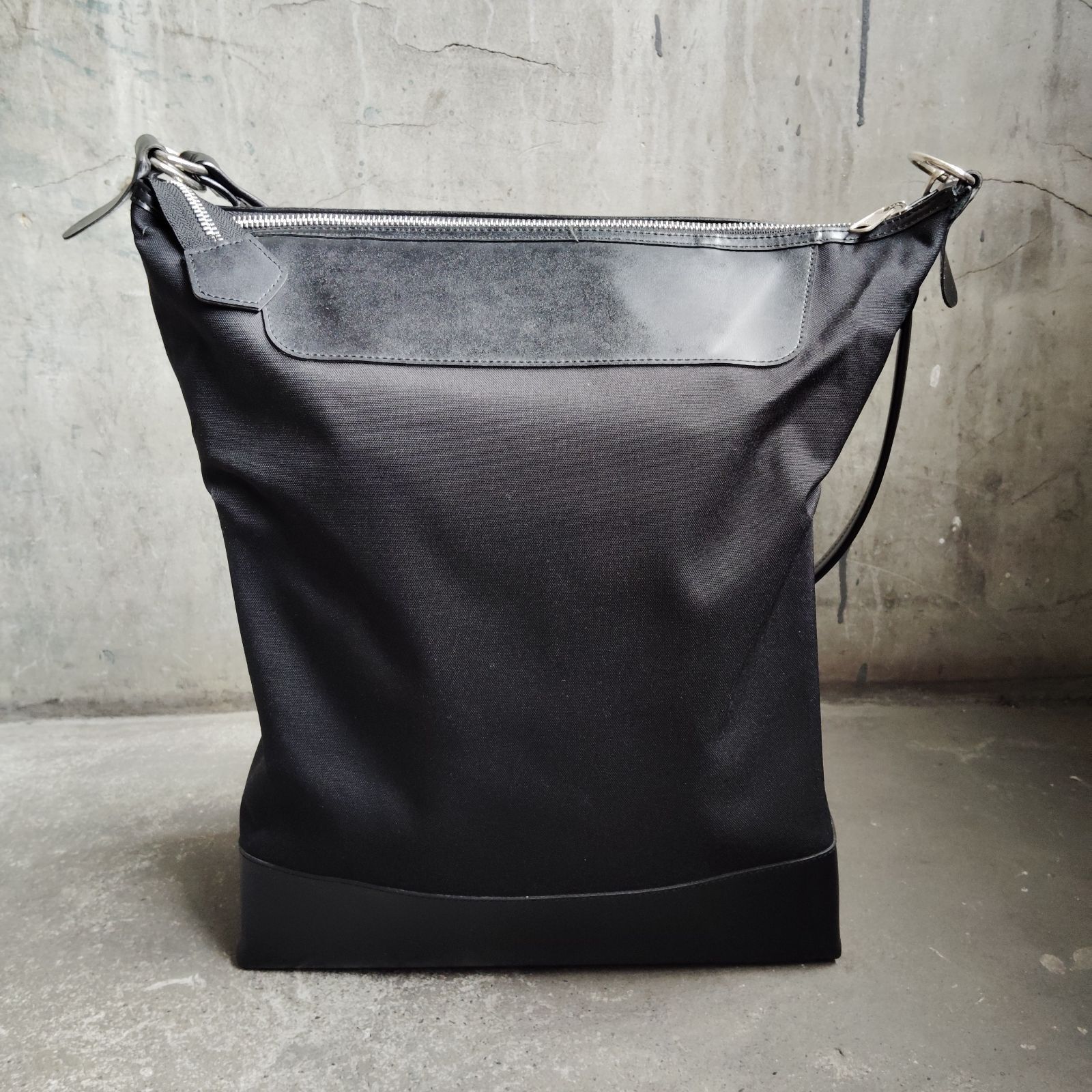 BLACK COMME des GARCONS ロゴショルダーバッグ ブラック 