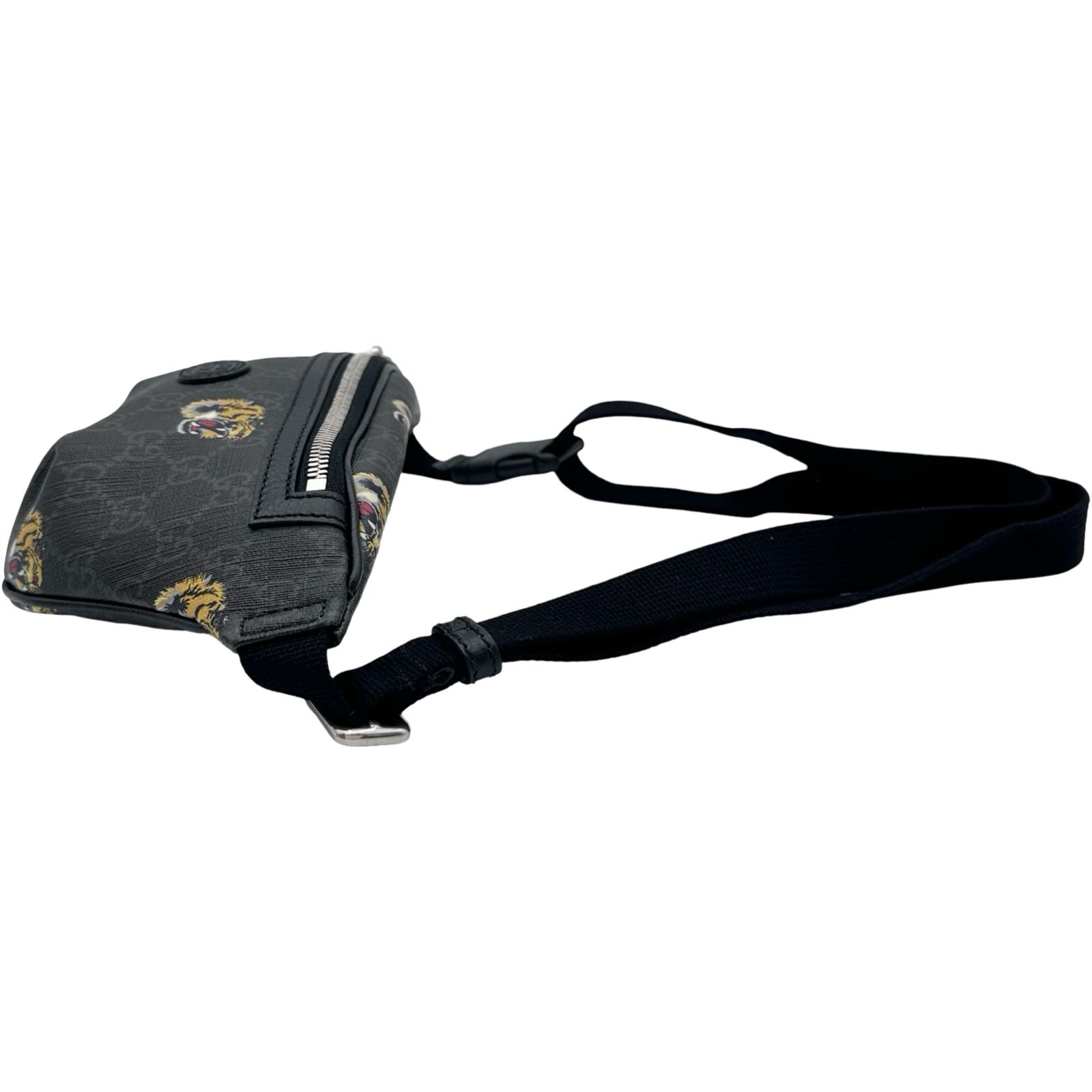【アレカヤシ】GUCCI ブラック ボディバッグ GGスプリーム グッチ GUCCI GGスプリーム タイガーボディバッグ 675181 ブラック GG