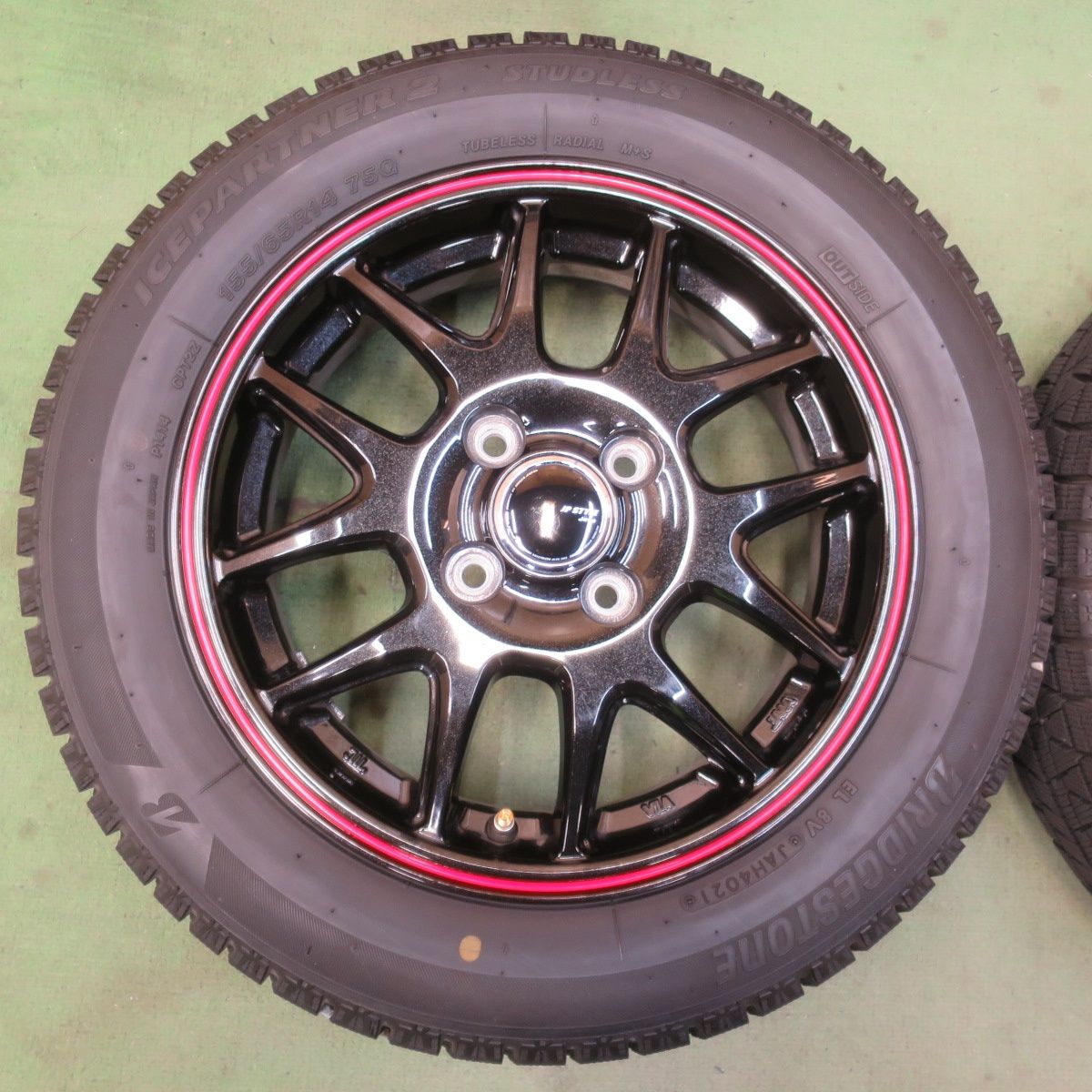 バリ溝！8.5分☆スタッドレス 155/65R14 ブリヂストン アイス 