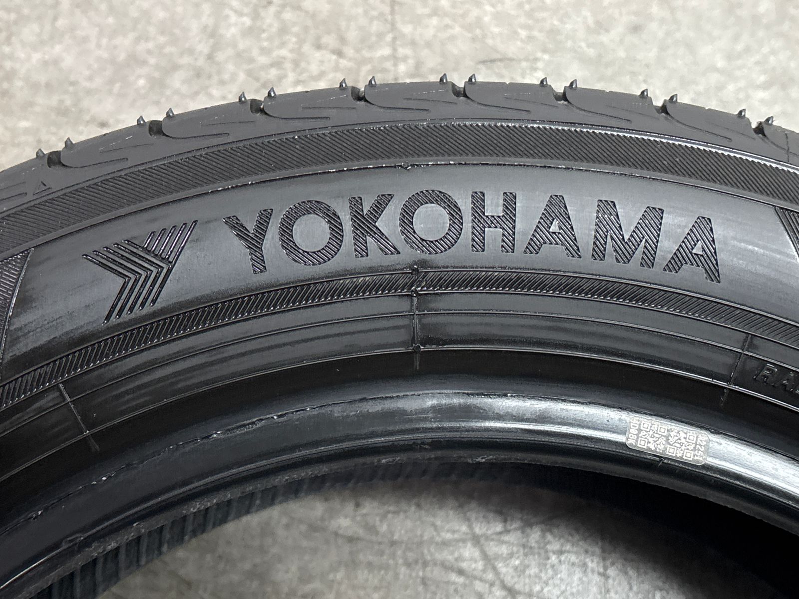 良好品】ヨコハマ ブルーアース AE01 155/65R14 4本 N-BOX N-ONE N-WGN 