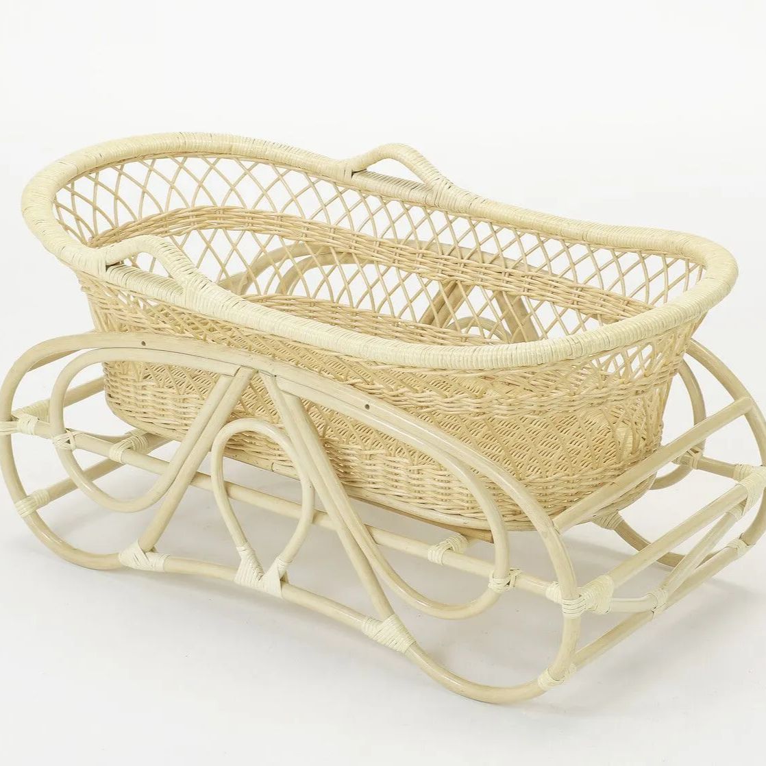 ♪ラタン製 ヨーラン ベビー用ゆりかご　　　　ベビー ベッド ベビー用品 赤ちゃん バウンサー 乳幼児
