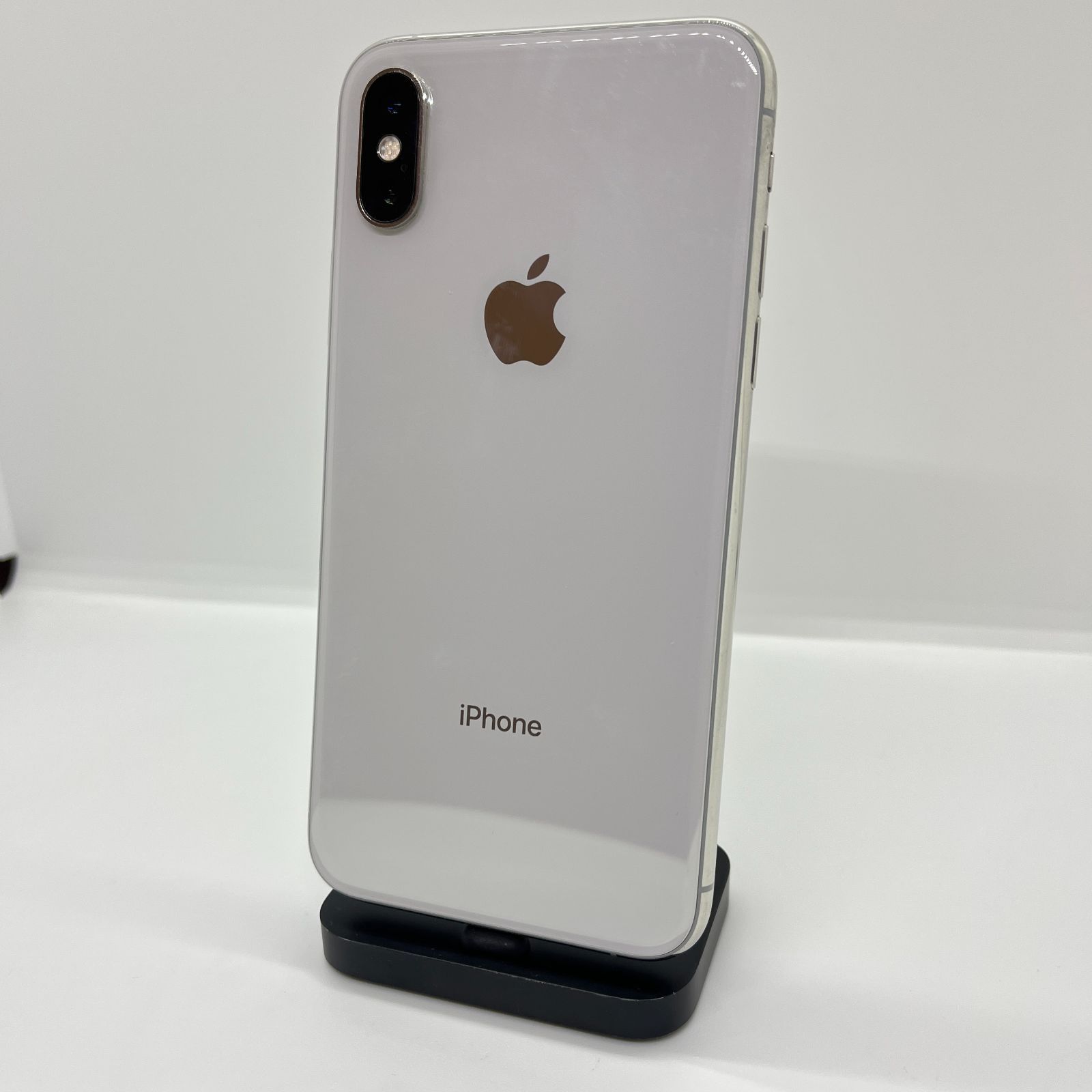 バッテリー新品】iPhoneXs 64GB スペースグレイ【SIMロック解除済み 