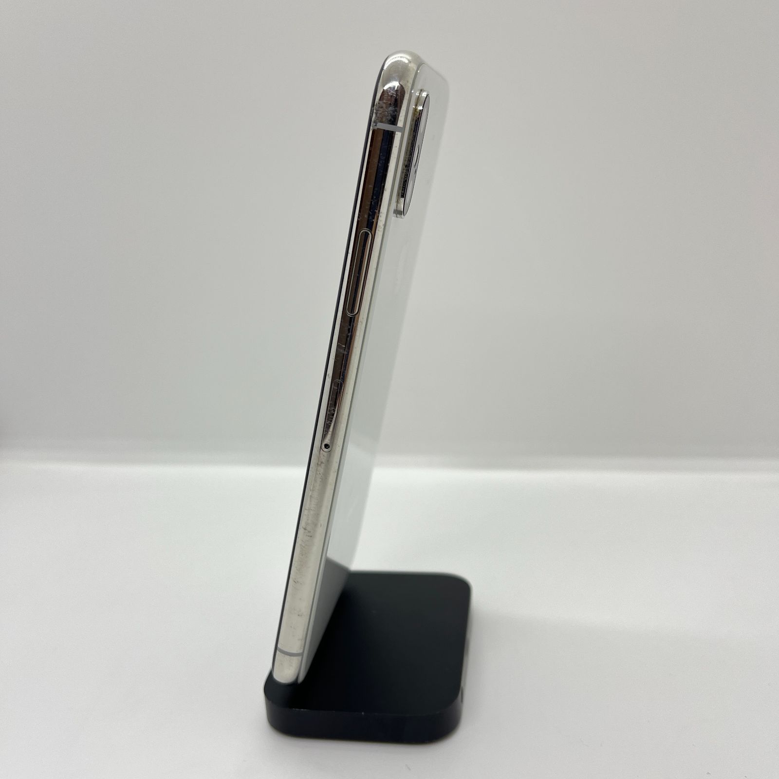 バッテリー新品】iPhoneXs 64GB スペースグレイ【SIMロック解除済み 