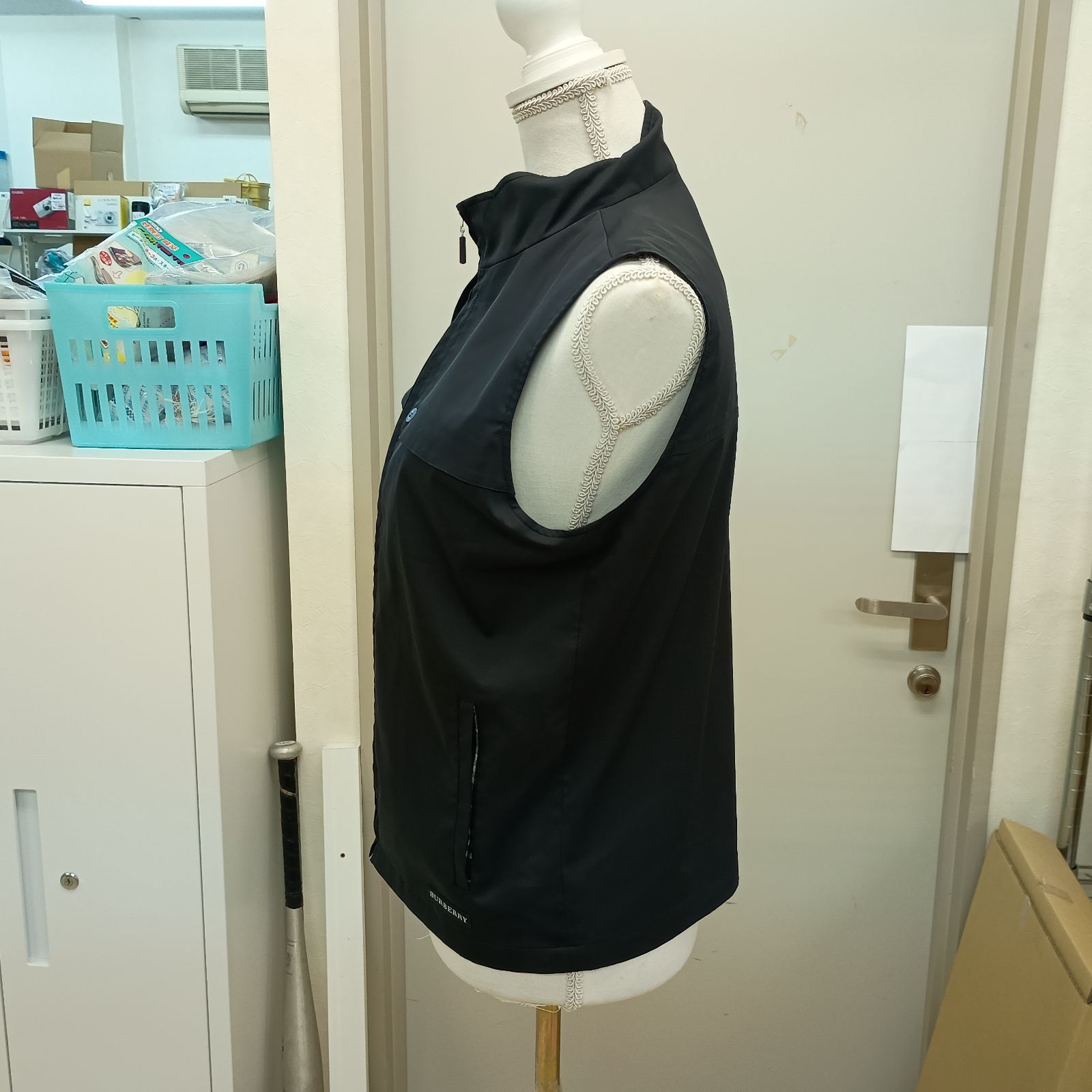 BURBERRY GOLF ジップアップ ベスト ブラック 内側チェック柄 Mサイズ