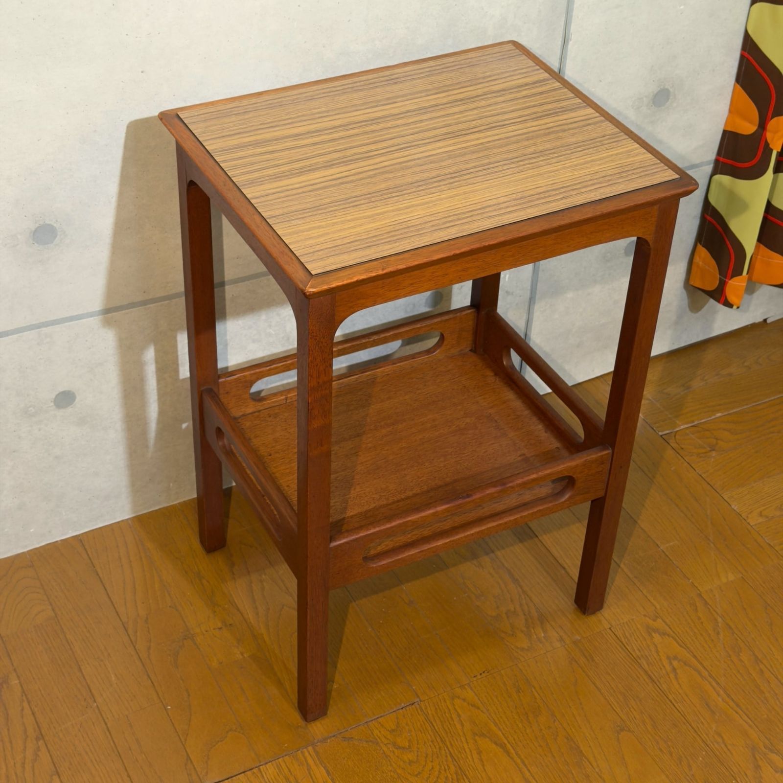 VINTAGE】Maruni Telephone Table / オールドマルニ 電話台 サイド 