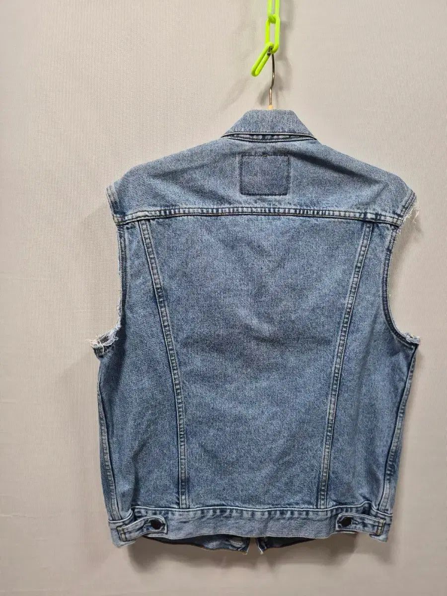 正規品，大得価 90s リーバイス デニム ベスト 70503 M 100 105