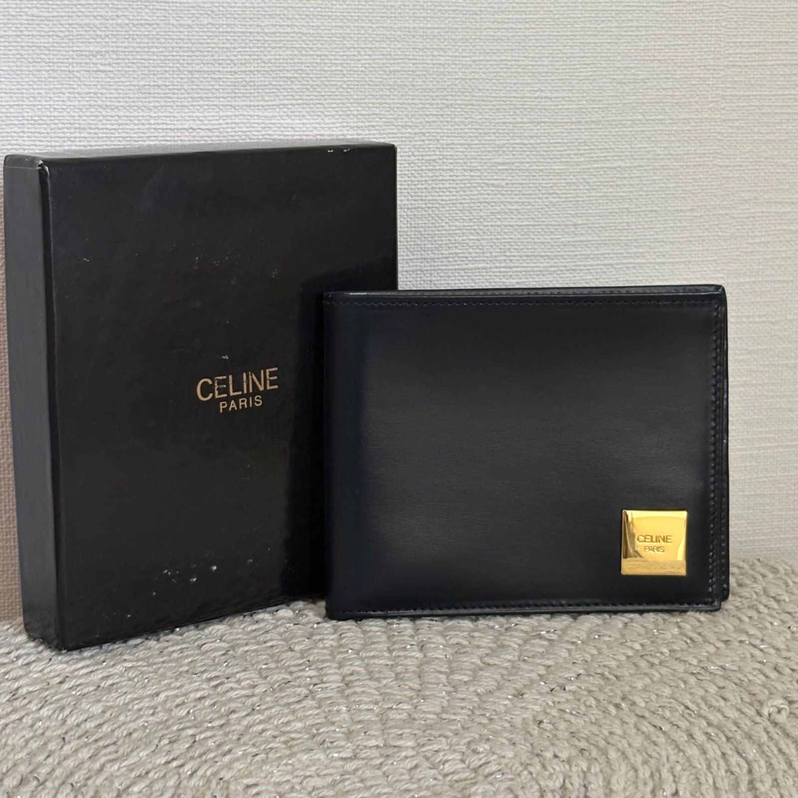 箱付き】【美品】セリーヌ 二つ折り財布 ウォレット 礼入れ レザー 