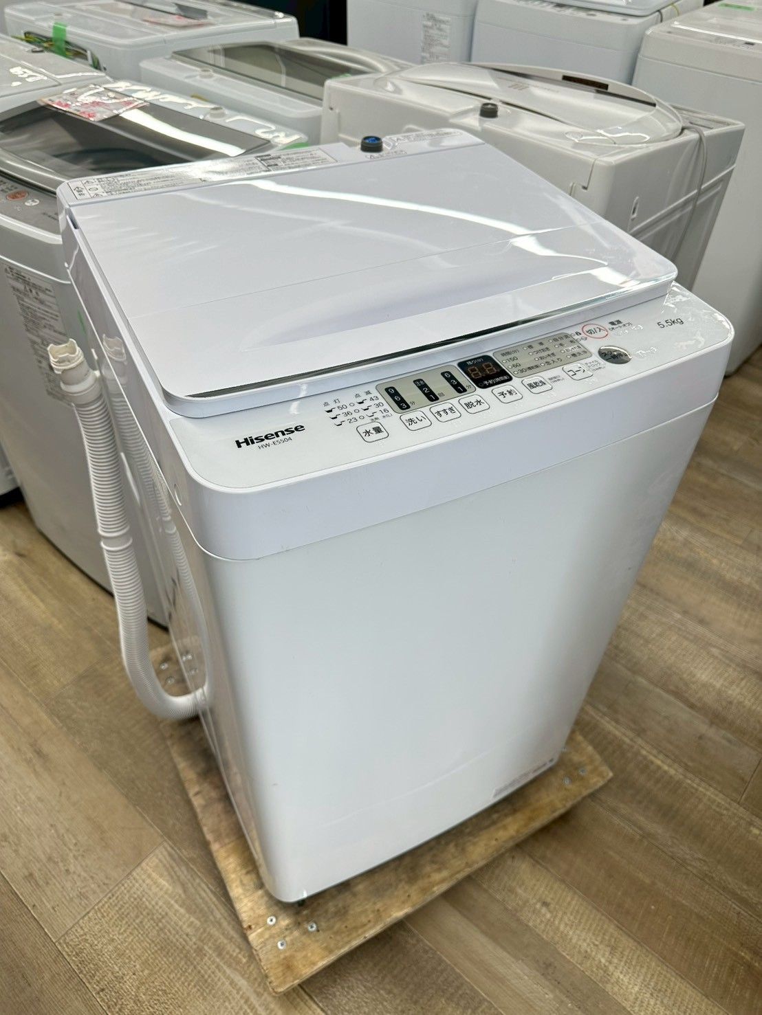 Hisense 5.5kg洗濯機 HW-E5503 2021年製　ag-ad084 ハイセンス（HISENSE） 新生活応援 中古 洗濯機 一人暮らし 5.5kg