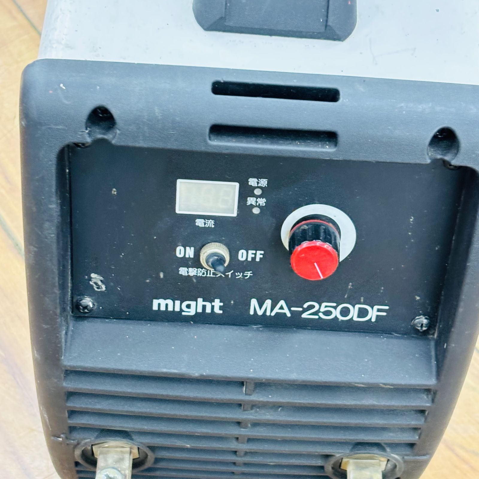 動作良好 マイト工業(might) デジタル 直流 インバーター溶接機 MA 