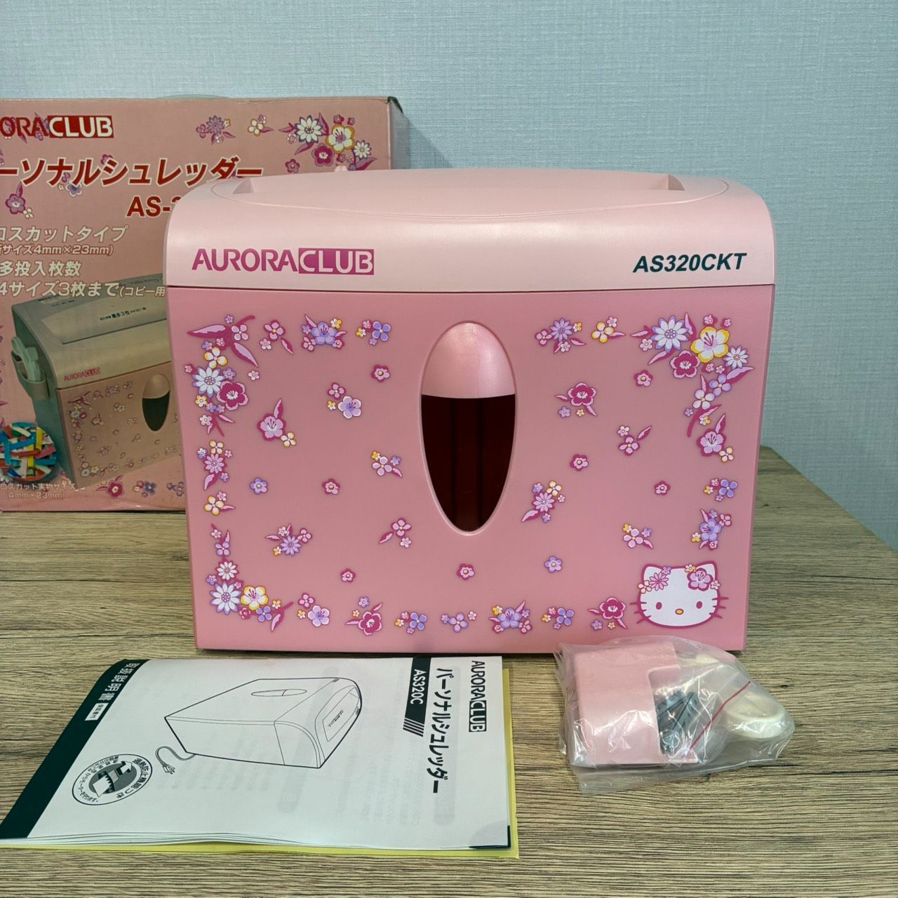 希少　サンリオ　カオハナキティ 1998年製　家庭用シュレッダー　ほぼ未使用 ハローキティ AURORA CLUB パーソナルシュレッダー AS-320CKT 未使用品
