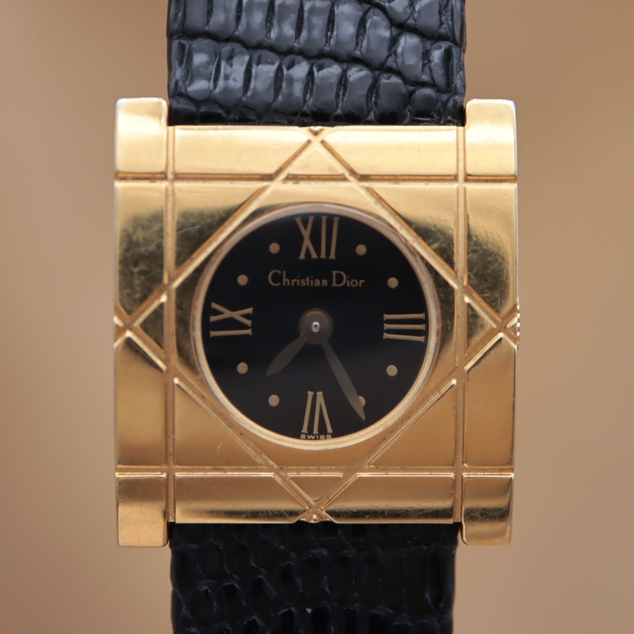 【ジャンク】Dior ディオール カナージュ D82-150 腕時計 クオーツ クリスチャンディオール カナージュ D82-150 Christian Dior 黒文字盤