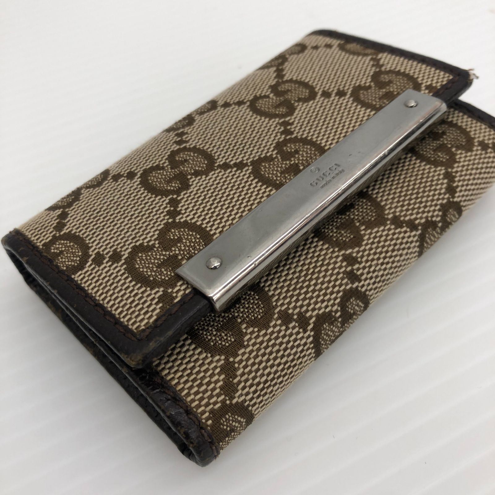 GUCCI グッチ 6連キーケース GGキャンバス ロゴプレート ダーク 