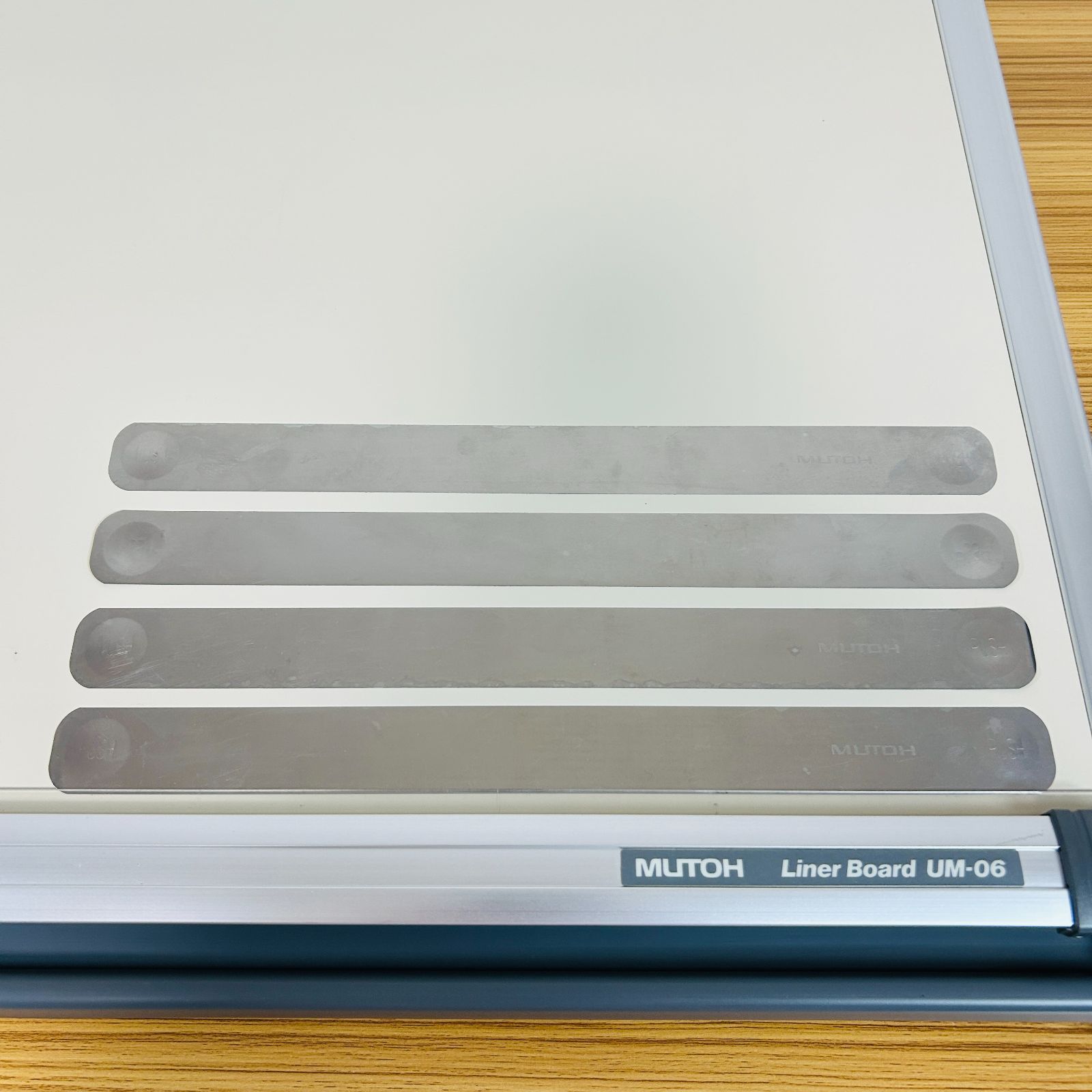 MUTOH ムトー ライナーボード UM-06 製図板 A2サイズ 平行定規【収納 