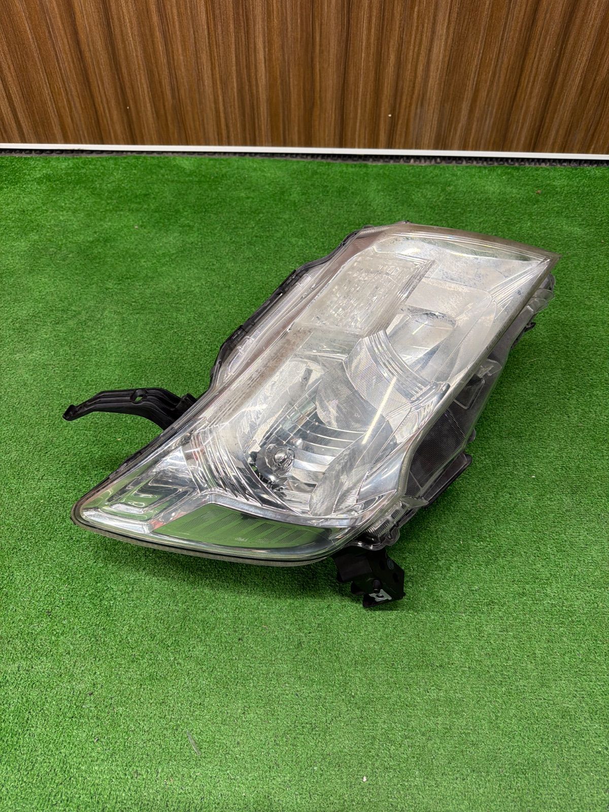 日産 セレナ C26 純正 右側 ヘッドライト KOITO 100-23096 (148