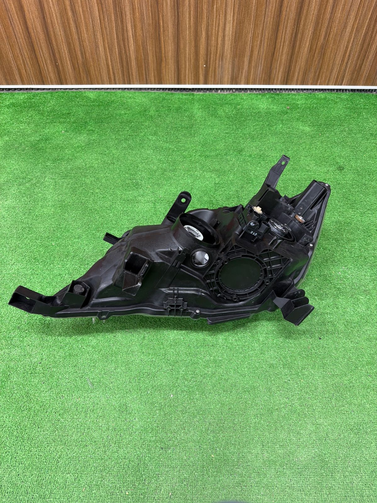 日産 セレナ C26 純正 右側 ヘッドライト KOITO 100-23096 (148 