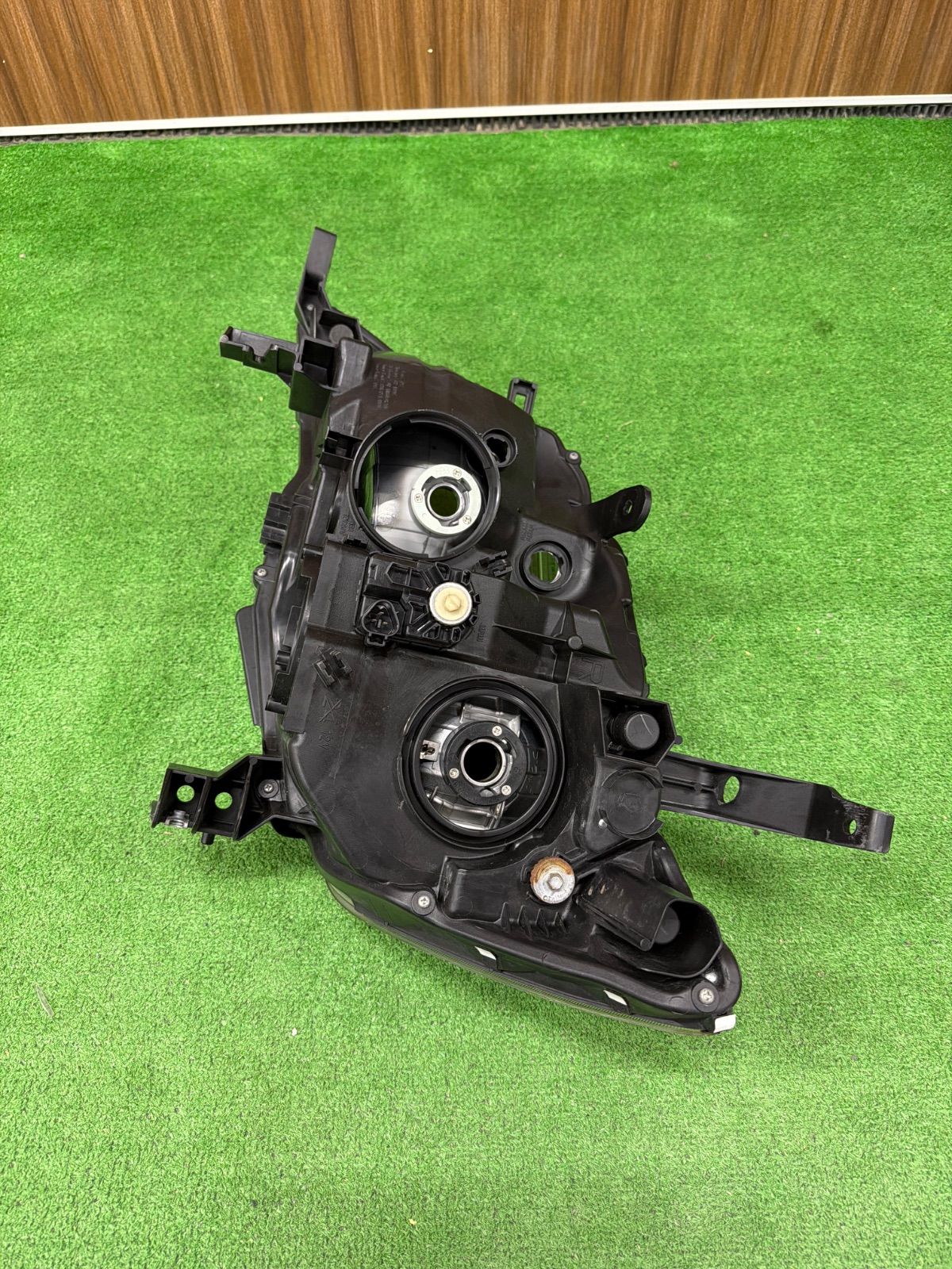 日産 セレナ C26 純正 右側 ヘッドライト KOITO 100-23096 (148