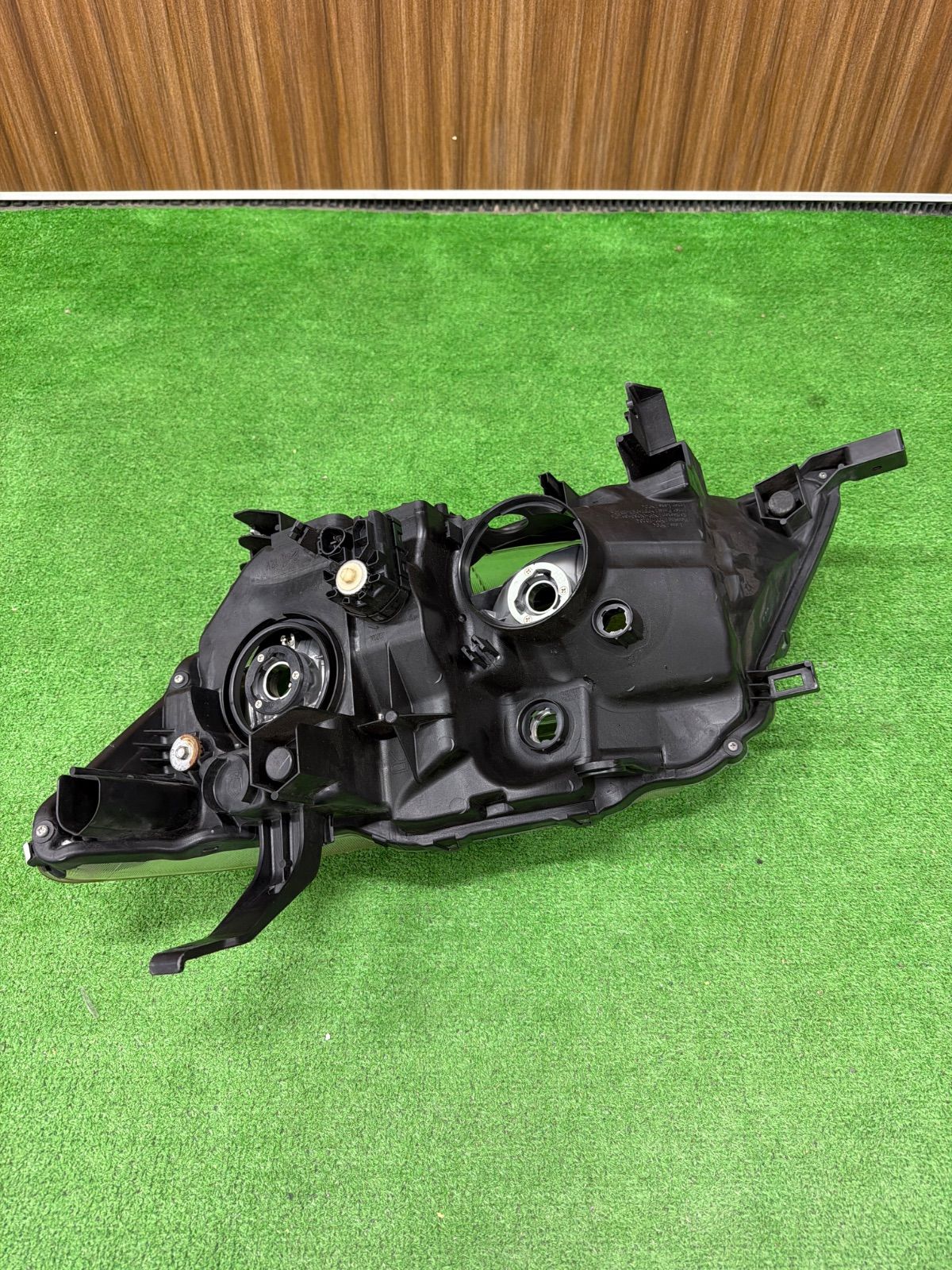 日産 セレナ C26 純正 右側 ヘッドライト KOITO 100-23096 (148