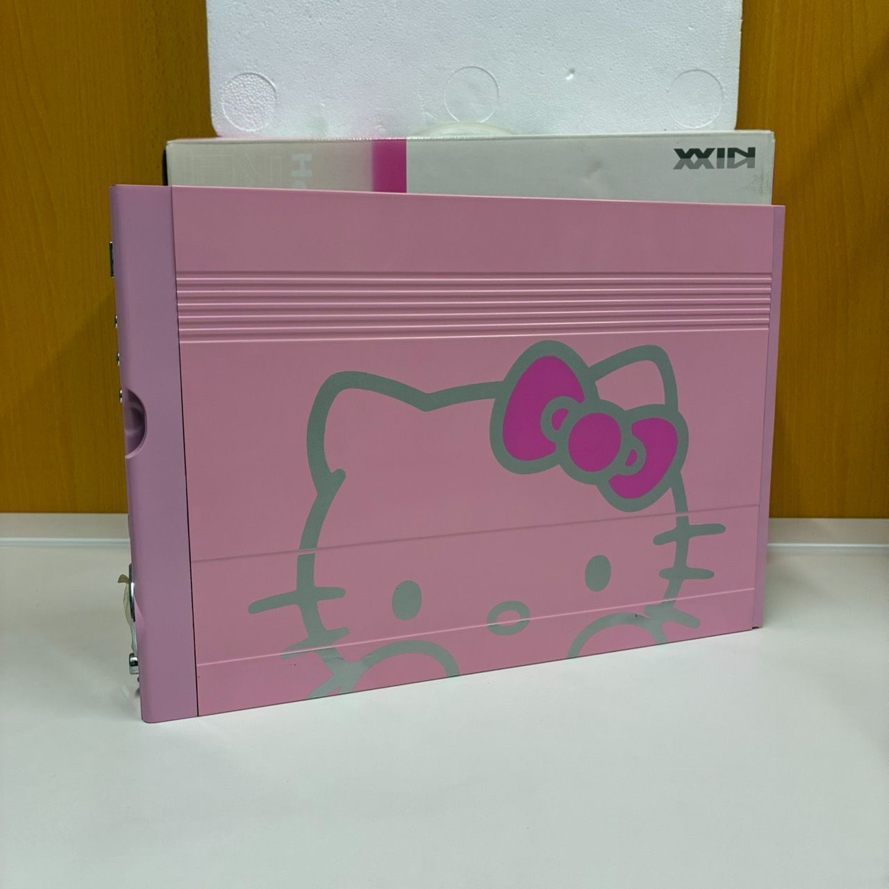 ハローキティ スロットインDVDプレーヤー キティちゃん サンリオ