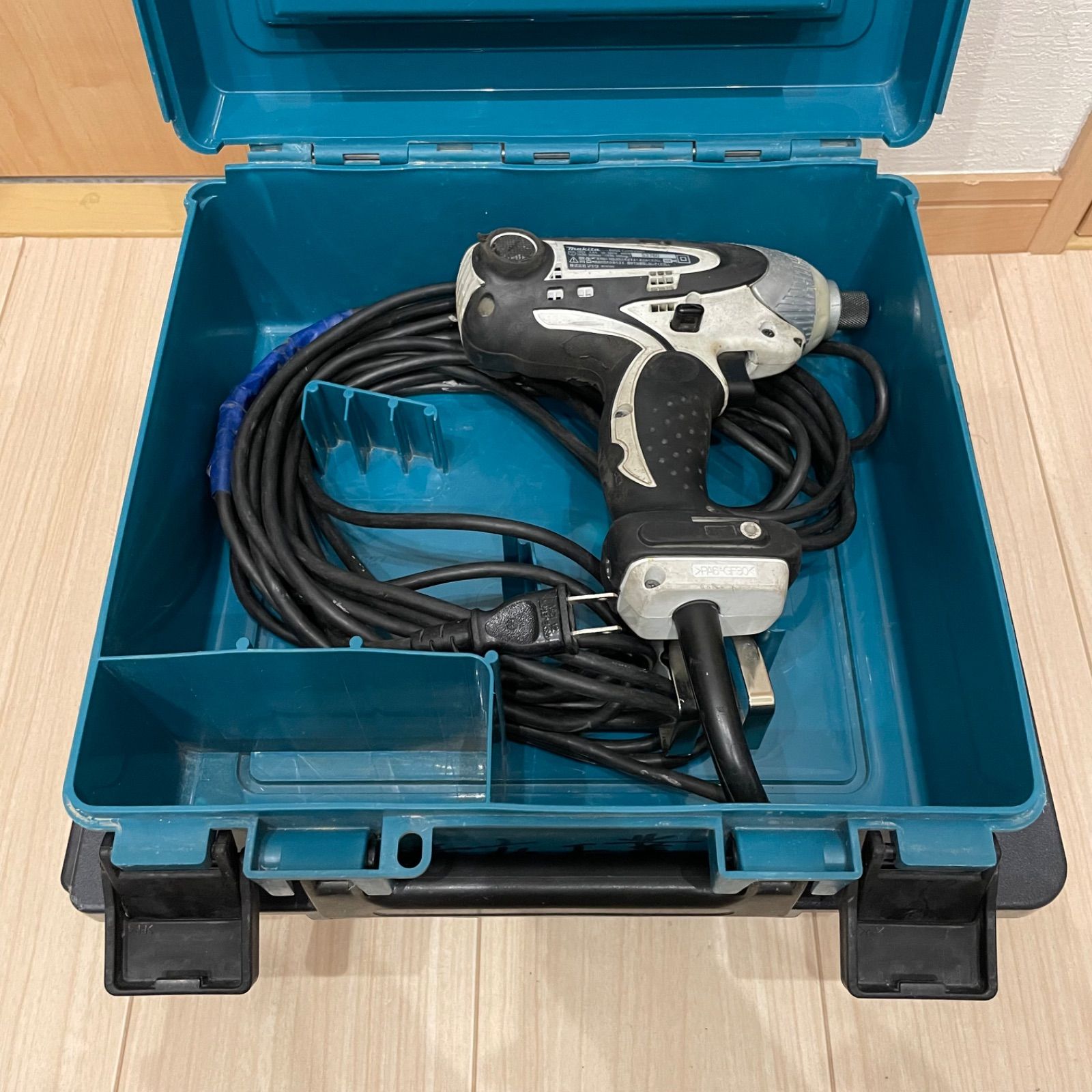 makita マキタ 6955 電動インパクトドライバー インパクトドライバー 