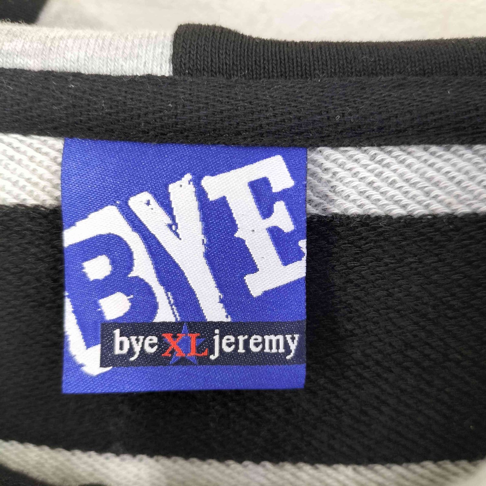ユーズドフルギ USED古着 BYE JEREMY フロント ロゴ ボーダー パーカー 