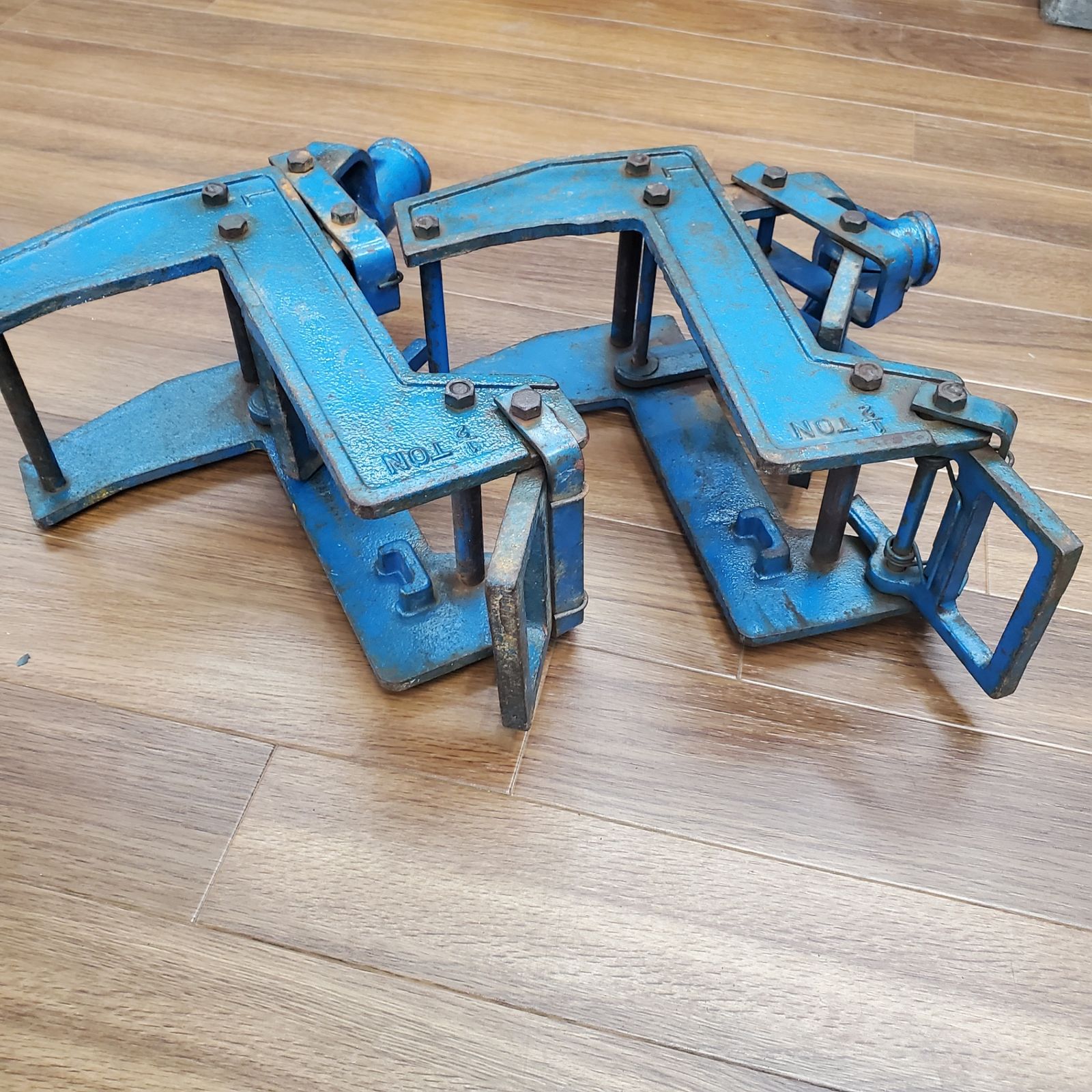 2×4 壁起こしジャッキ ウォールジャッキ 1/2t 2個セットr 【】rr【蓮田